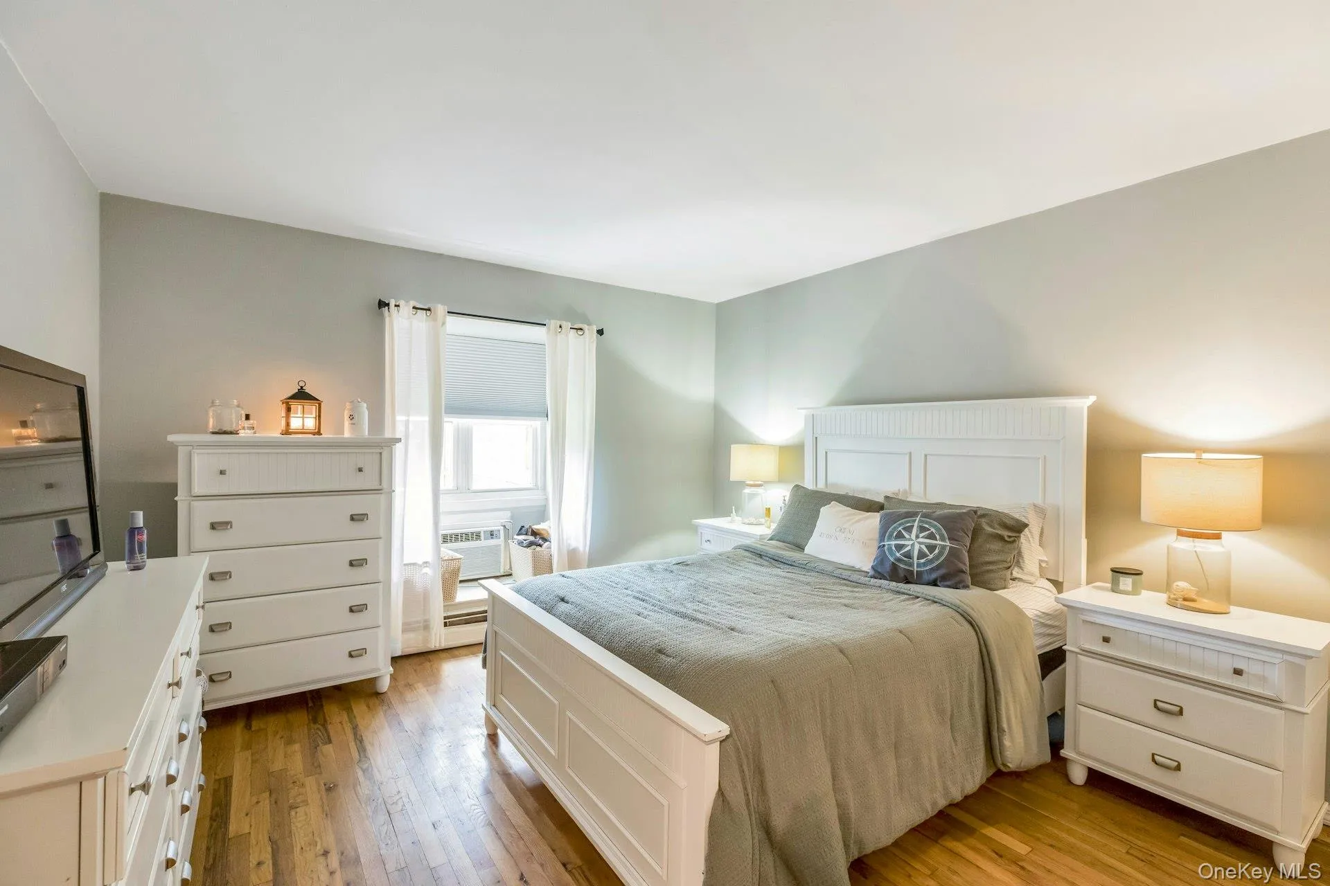 21 Glen Hollow Drive, Brookhaven, NY, 2 Bedrooms Bedrooms, 5 Rooms Rooms,1 BathroomBathrooms,Residential,For Rent,Glen Hollow,0,1045878 21 Glen Hollow Drive, Brookhaven, NY, 2 Bedrooms Bedrooms, 5 Rooms Rooms,1 BathroomBathrooms,Residential,For Rent,Glen Hollow,0,1045878