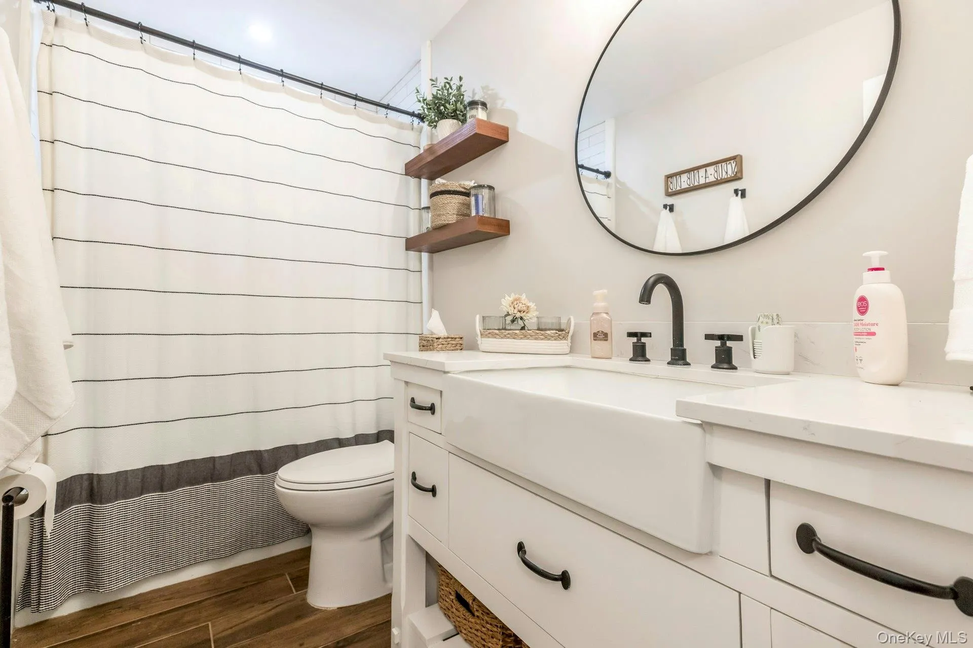 21 Glen Hollow Drive, Brookhaven, NY, 2 Bedrooms Bedrooms, 5 Rooms Rooms,1 BathroomBathrooms,Residential,For Rent,Glen Hollow,0,1045878 21 Glen Hollow Drive, Brookhaven, NY, 2 Bedrooms Bedrooms, 5 Rooms Rooms,1 BathroomBathrooms,Residential,For Rent,Glen Hollow,0,1045878