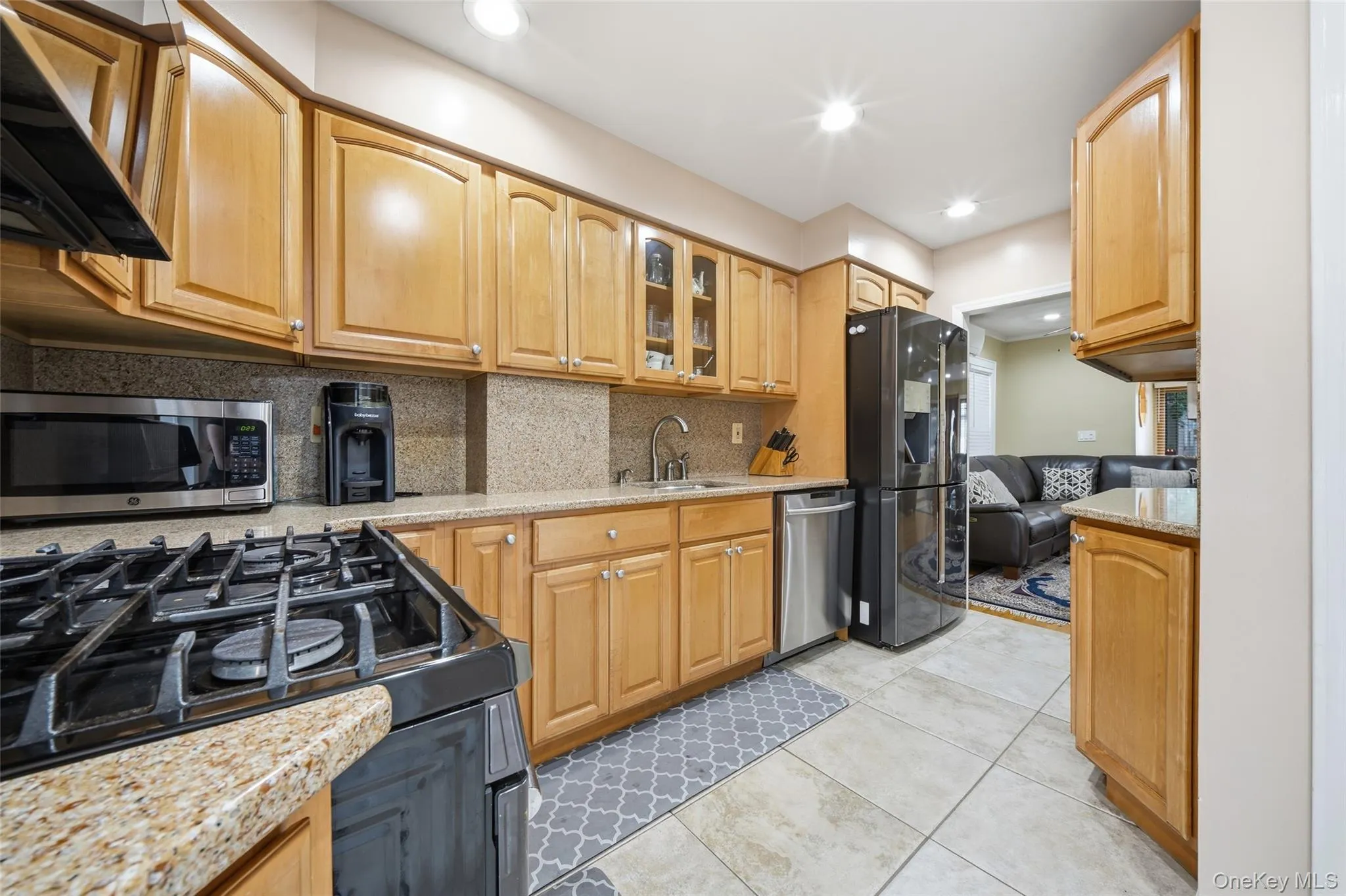 8777 254th Street, New York, NY, 4 Bedrooms Bedrooms, 5 Rooms Rooms,2 BathroomsBathrooms,Residential,For Rent,254th,0,1045886 8777 254th Street, New York, NY, 4 Bedrooms Bedrooms, 5 Rooms Rooms,2 BathroomsBathrooms,Residential,For Rent,254th,0,1045886