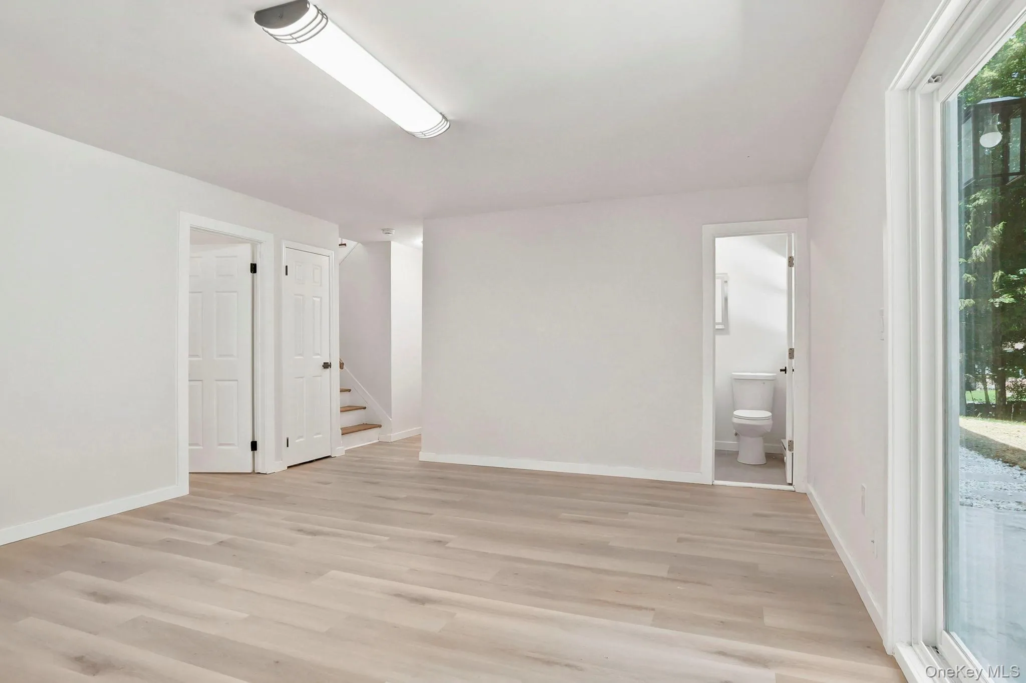 6 Vanessa Lane, Hyde Park, NY, 4 Bedrooms Bedrooms, 6 Rooms Rooms,3 BathroomsBathrooms,Residential,For Rent,Vanessa,0,1045888 6 Vanessa Lane, Hyde Park, NY, 4 Bedrooms Bedrooms, 6 Rooms Rooms,3 BathroomsBathrooms,Residential,For Rent,Vanessa,0,1045888