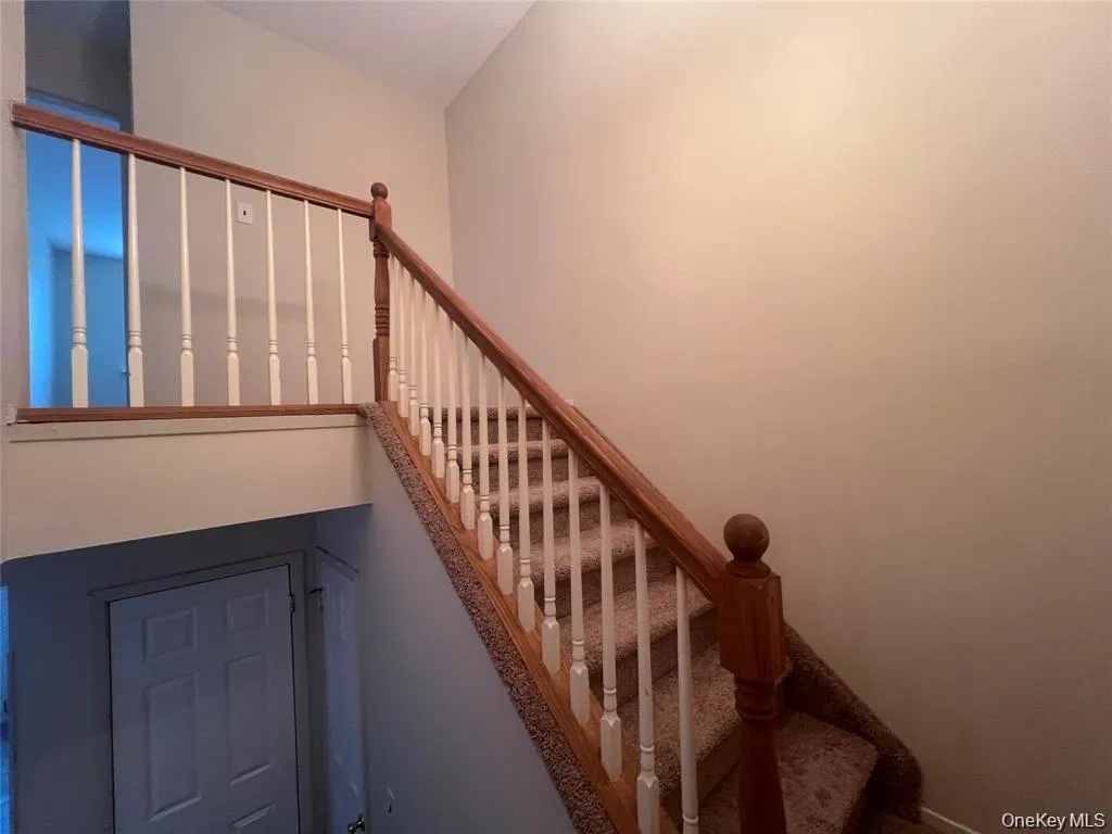 200 Springmeadow Drive, Islip, NY, 3 Bedrooms Bedrooms, 6 Rooms Rooms,1 BathroomBathrooms,Residential Lease,For Rent,Springmeadow,0,1045891 200 Springmeadow Drive, Islip, NY, 3 Bedrooms Bedrooms, 6 Rooms Rooms,1 BathroomBathrooms,Residential Lease,For Rent,Springmeadow,0,1045891