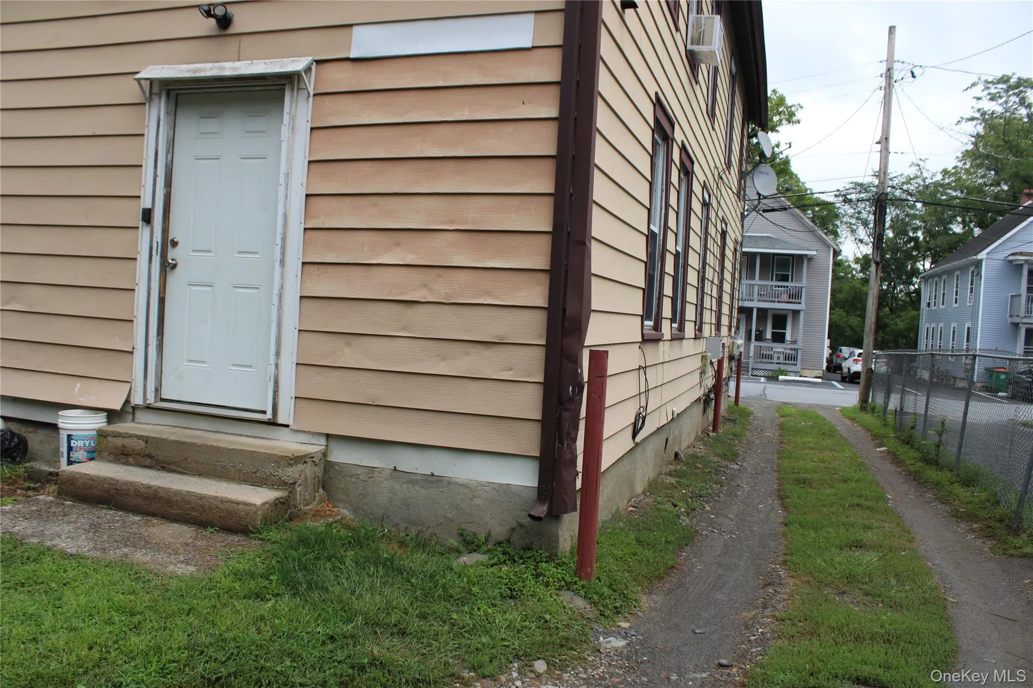 15 Seitz Terrace, Poughkeepsie (town), NY, 2 Bedrooms Bedrooms, 4 Rooms Rooms,1 BathroomBathrooms,Residential Lease,For Rent,Seitz,0,1045896 15 Seitz Terrace, Poughkeepsie (town), NY, 2 Bedrooms Bedrooms, 4 Rooms Rooms,1 BathroomBathrooms,Residential Lease,For Rent,Seitz,0,1045896