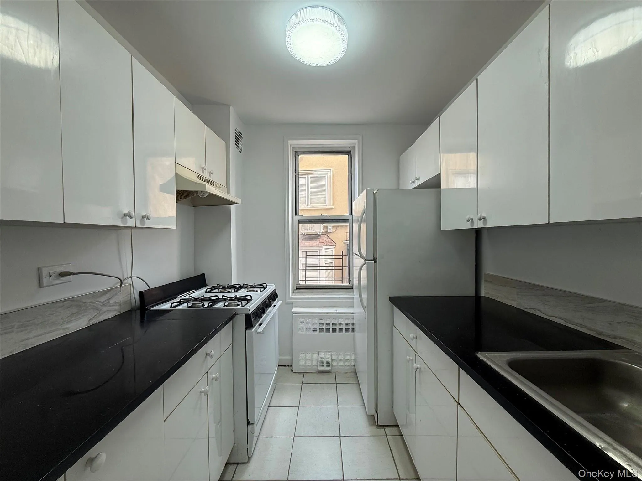 3425 150th Street, New York, NY, 1 Bedroom Bedrooms, 4 Rooms Rooms,1 BathroomBathrooms,Residential,For Rent,150th Street,0,1045900 3425 150th Street, New York, NY, 1 Bedroom Bedrooms, 4 Rooms Rooms,1 BathroomBathrooms,Residential,For Rent,150th Street,0,1045900