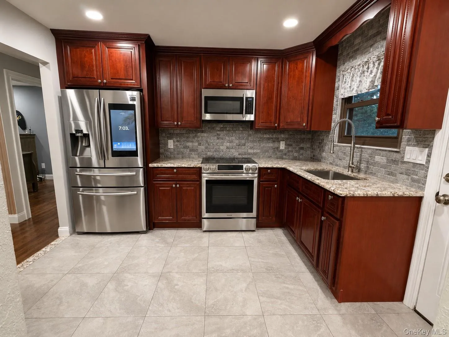 16 Lake Place, Babylon, NY, 3 Bedrooms Bedrooms, 6 Rooms Rooms,1 BathroomBathrooms,Residential,For Rent,Lake,0,1045901 16 Lake Place, Babylon, NY, 3 Bedrooms Bedrooms, 6 Rooms Rooms,1 BathroomBathrooms,Residential,For Rent,Lake,0,1045901