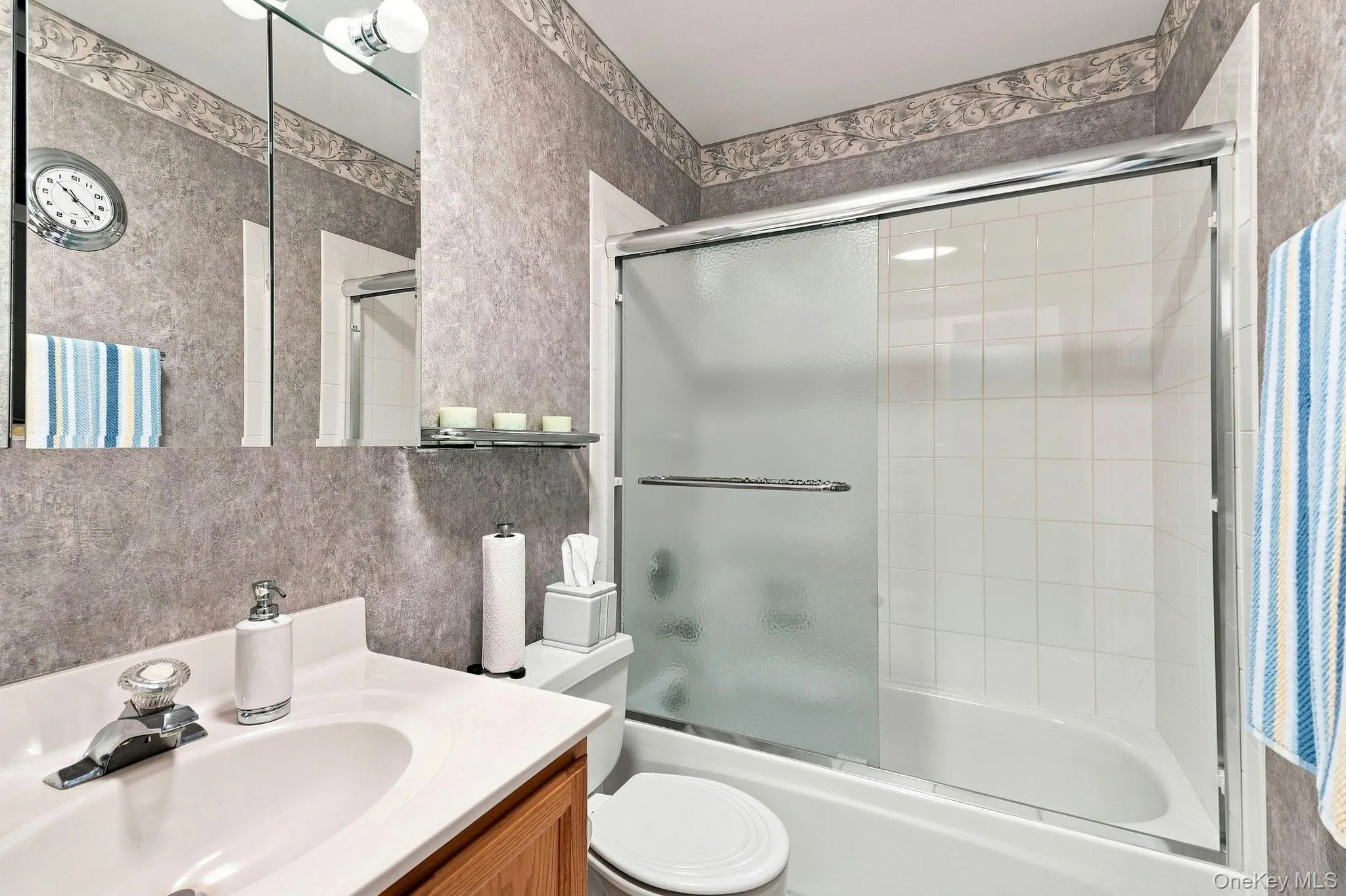 156 Farm House Court, Brookhaven, NY, 2 Bedrooms Bedrooms, 5 Rooms Rooms,2 BathroomsBathrooms,Residential,For Rent,Farm House,0,1045911 156 Farm House Court, Brookhaven, NY, 2 Bedrooms Bedrooms, 5 Rooms Rooms,2 BathroomsBathrooms,Residential,For Rent,Farm House,0,1045911