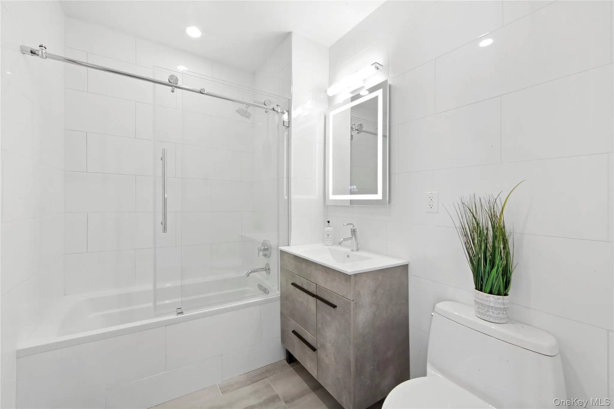 163 Beach 96th Street, New York, NY, 2 Bedrooms Bedrooms, 5 Rooms Rooms,2 BathroomsBathrooms,Residential,For Rent,Beach 96th,0,1045912 163 Beach 96th Street, New York, NY, 2 Bedrooms Bedrooms, 5 Rooms Rooms,2 BathroomsBathrooms,Residential,For Rent,Beach 96th,0,1045912