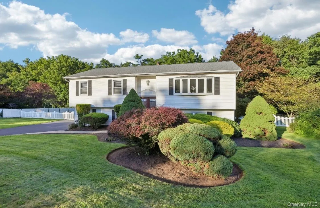 5 Pine Drive, Stony Point, NY, 4 Bedrooms Bedrooms, 10 Rooms Rooms,2 BathroomsBathrooms,Residential,For Rent,Pine,0,1045913 5 Pine Drive, Stony Point, NY, 4 Bedrooms Bedrooms, 10 Rooms Rooms,2 BathroomsBathrooms,Residential,For Rent,Pine,0,1045913