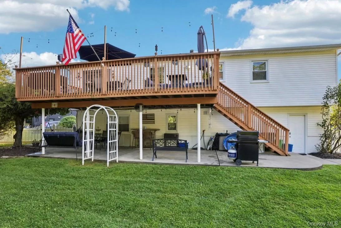 5 Pine Drive, Stony Point, NY, 4 Bedrooms Bedrooms, 10 Rooms Rooms,2 BathroomsBathrooms,Residential,For Rent,Pine,0,1045913 5 Pine Drive, Stony Point, NY, 4 Bedrooms Bedrooms, 10 Rooms Rooms,2 BathroomsBathrooms,Residential,For Rent,Pine,0,1045913