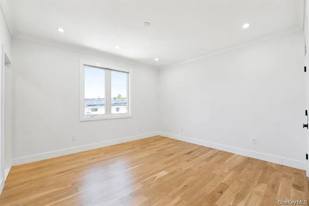 19 coachman Lane, Hempstead, NY, 5 Bedrooms Bedrooms, 10 Rooms Rooms,6 BathroomsBathrooms,Residential,For Rent,coachman,0,1045914 19 coachman Lane, Hempstead, NY, 5 Bedrooms Bedrooms, 10 Rooms Rooms,6 BathroomsBathrooms,Residential,For Rent,coachman,0,1045914