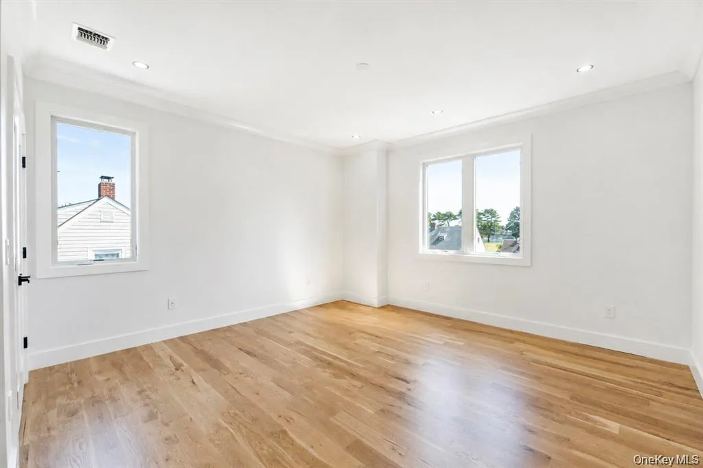 19 coachman Lane, Hempstead, NY, 5 Bedrooms Bedrooms, 10 Rooms Rooms,6 BathroomsBathrooms,Residential,For Rent,coachman,0,1045914 19 coachman Lane, Hempstead, NY, 5 Bedrooms Bedrooms, 10 Rooms Rooms,6 BathroomsBathrooms,Residential,For Rent,coachman,0,1045914