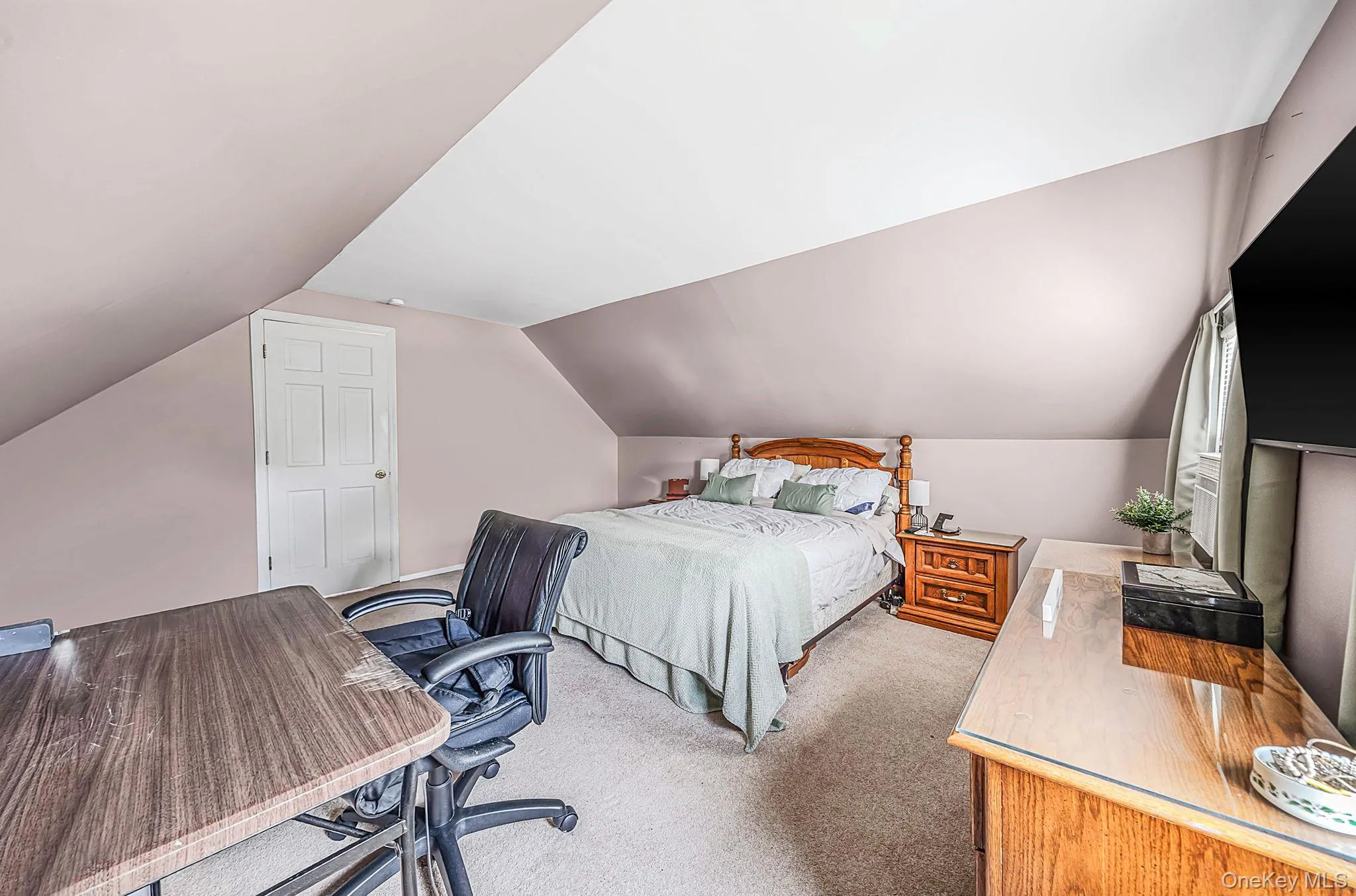 96 Slate Lane, Hempstead, NY, 3 Bedrooms Bedrooms, 6 Rooms Rooms,1 BathroomBathrooms,Residential,For Rent,Slate,0,1045916 96 Slate Lane, Hempstead, NY, 3 Bedrooms Bedrooms, 6 Rooms Rooms,1 BathroomBathrooms,Residential,For Rent,Slate,0,1045916