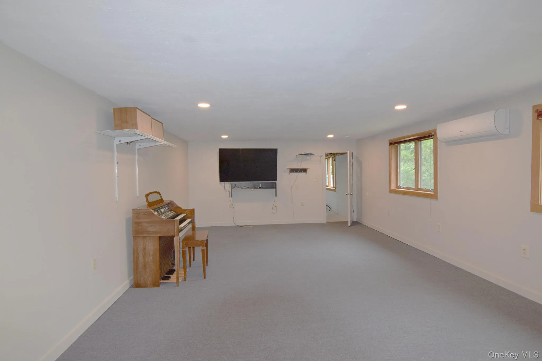 The office is located next to the garage and is removed from activities in the main area of the house. The office is located next to the garage and is removed from activities in the main area of the house.