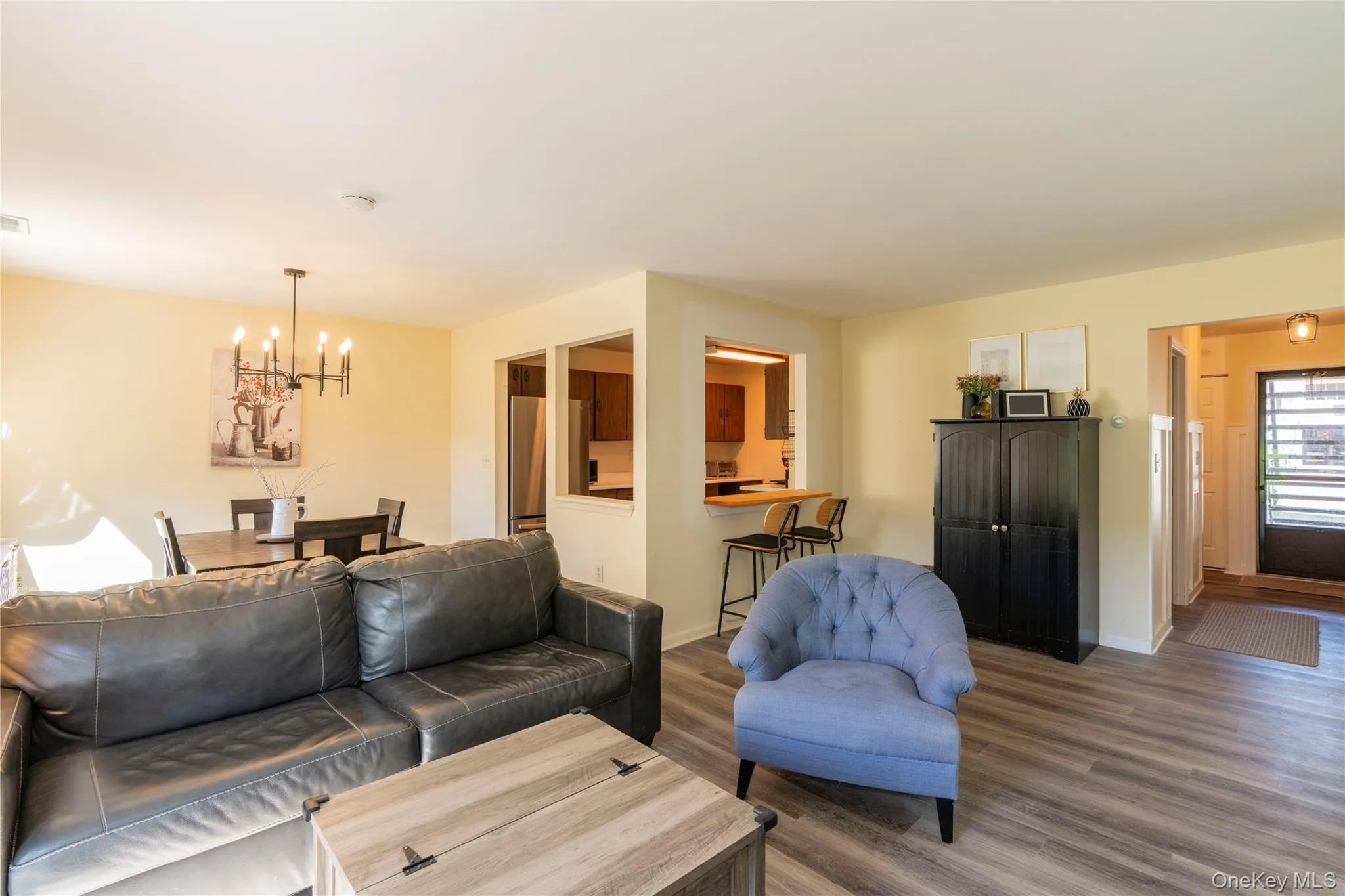 6 Knights Bridge, Poughkeepsie, NY, 1 Bedroom Bedrooms, 3 Rooms Rooms,1 BathroomBathrooms,Residential,For Rent,Knights,0,1045920 6 Knights Bridge, Poughkeepsie, NY, 1 Bedroom Bedrooms, 3 Rooms Rooms,1 BathroomBathrooms,Residential,For Rent,Knights,0,1045920
