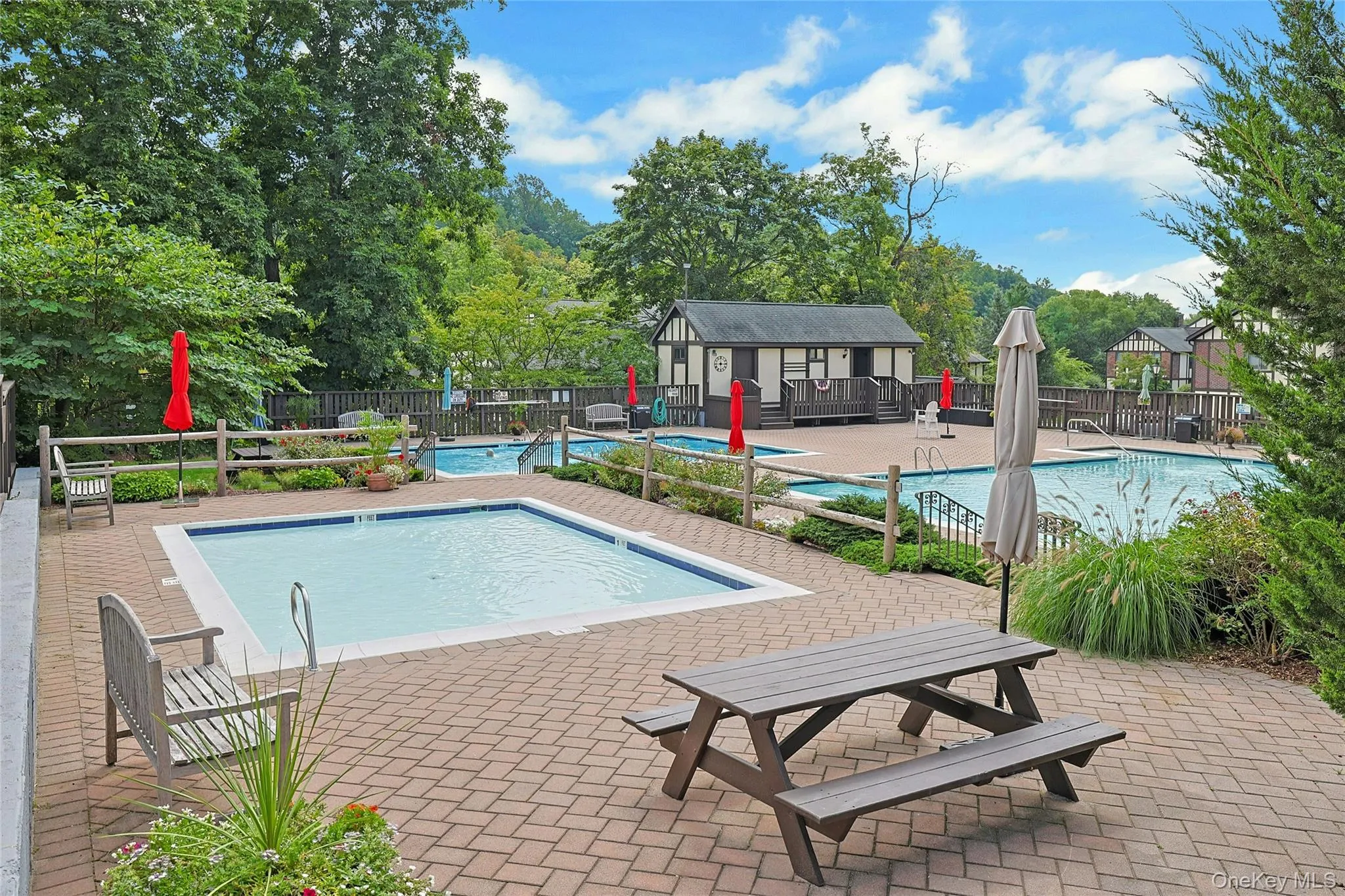 16 Foxwood Drive, Mount Pleasant, NY, 2 Bedrooms Bedrooms, 5 Rooms Rooms,2 BathroomsBathrooms,Residential,For Rent,Foxwood,0,1045921 16 Foxwood Drive, Mount Pleasant, NY, 2 Bedrooms Bedrooms, 5 Rooms Rooms,2 BathroomsBathrooms,Residential,For Rent,Foxwood,0,1045921