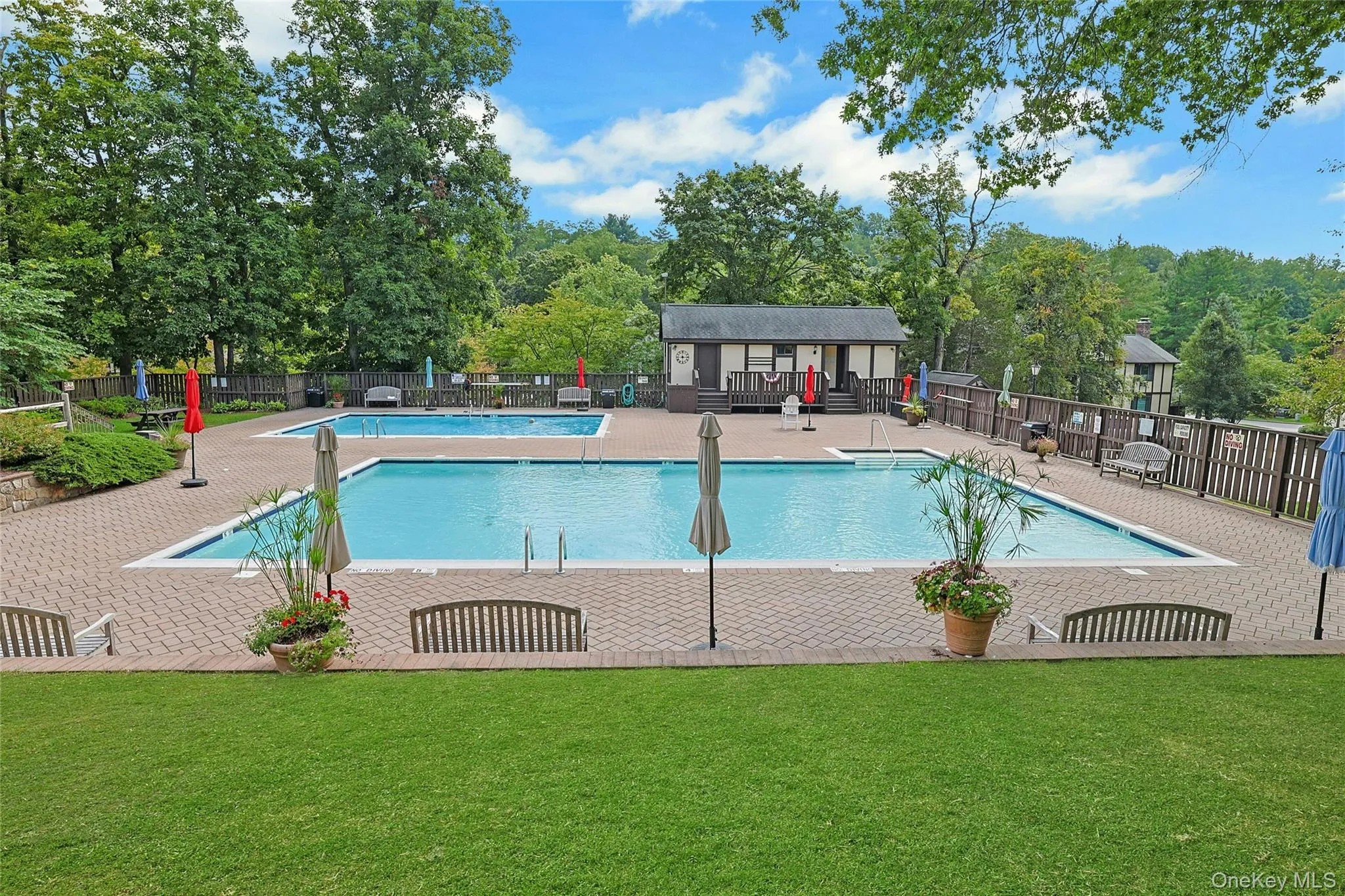 16 Foxwood Drive, Mount Pleasant, NY, 2 Bedrooms Bedrooms, 5 Rooms Rooms,2 BathroomsBathrooms,Residential,For Rent,Foxwood,0,1045921 16 Foxwood Drive, Mount Pleasant, NY, 2 Bedrooms Bedrooms, 5 Rooms Rooms,2 BathroomsBathrooms,Residential,For Rent,Foxwood,0,1045921