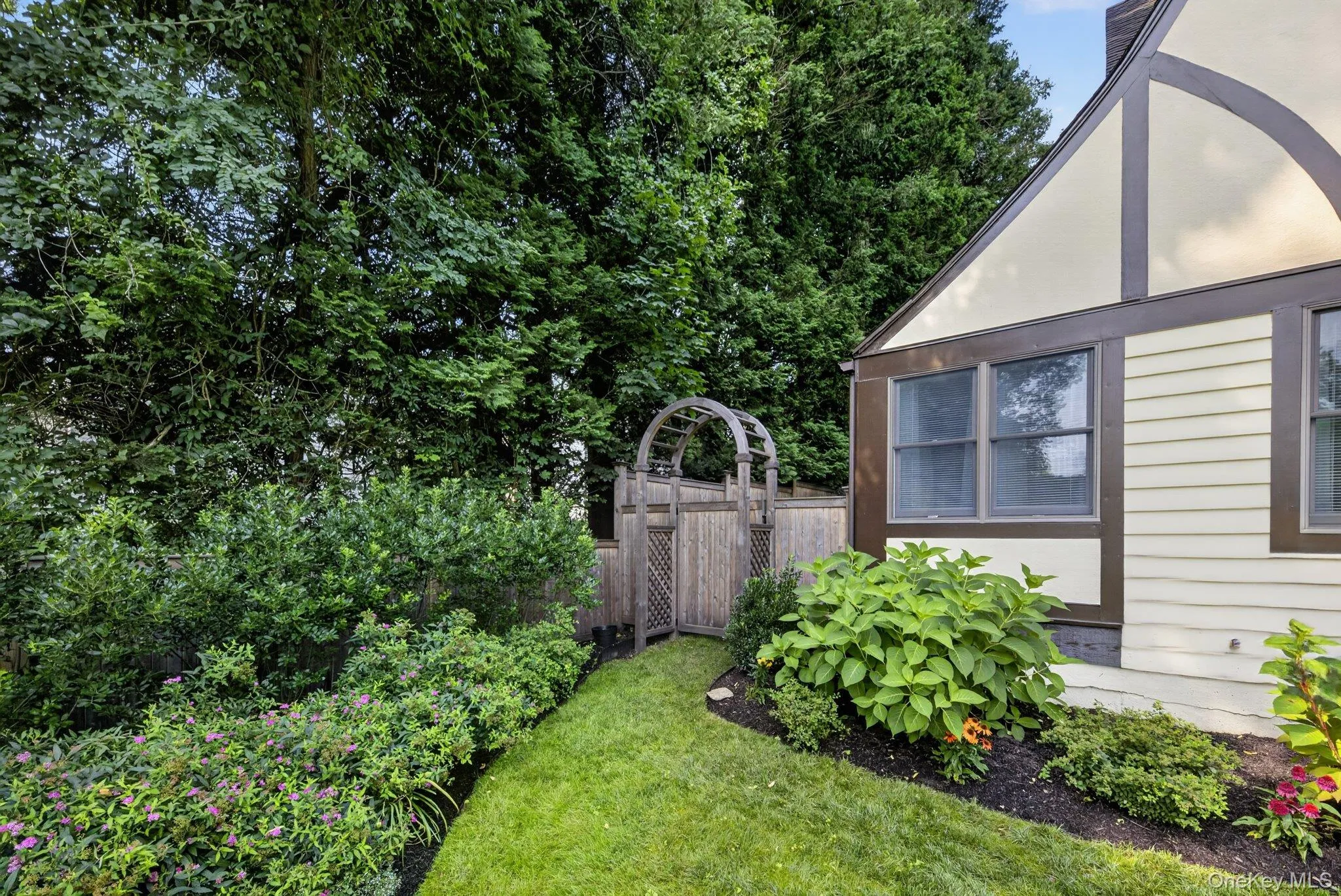 14 Longfellow Street, Greenburgh, NY, 2 Bedrooms Bedrooms, 7 Rooms Rooms,2 BathroomsBathrooms,Residential,For Rent,Longfellow,0,1045927 14 Longfellow Street, Greenburgh, NY, 2 Bedrooms Bedrooms, 7 Rooms Rooms,2 BathroomsBathrooms,Residential,For Rent,Longfellow,0,1045927