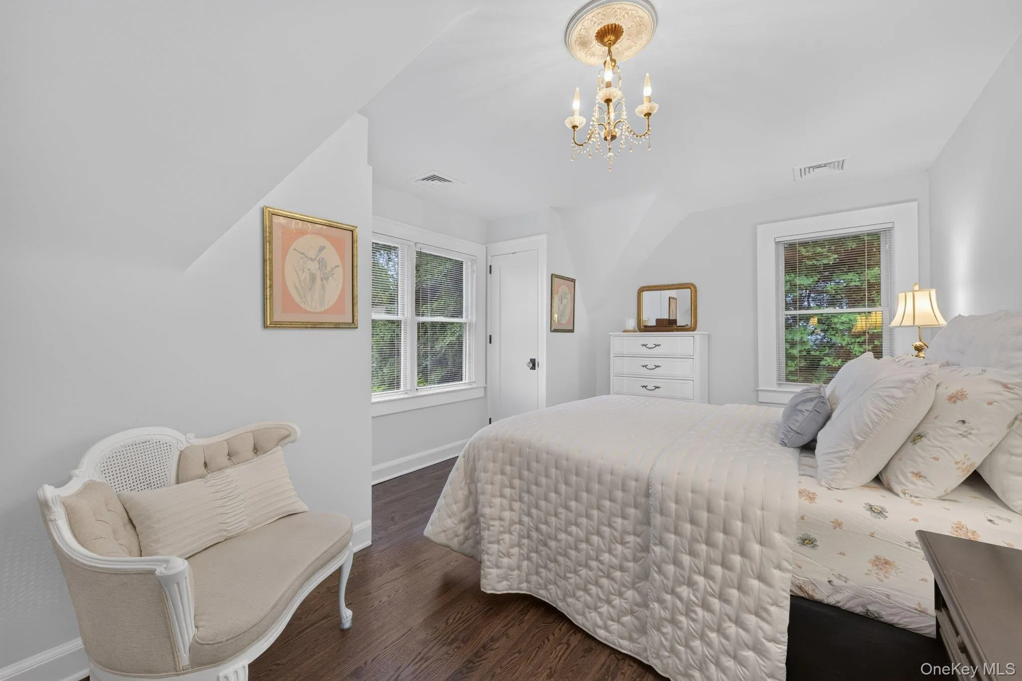14 Longfellow Street, Greenburgh, NY, 2 Bedrooms Bedrooms, 7 Rooms Rooms,2 BathroomsBathrooms,Residential,For Rent,Longfellow,0,1045927 14 Longfellow Street, Greenburgh, NY, 2 Bedrooms Bedrooms, 7 Rooms Rooms,2 BathroomsBathrooms,Residential,For Rent,Longfellow,0,1045927