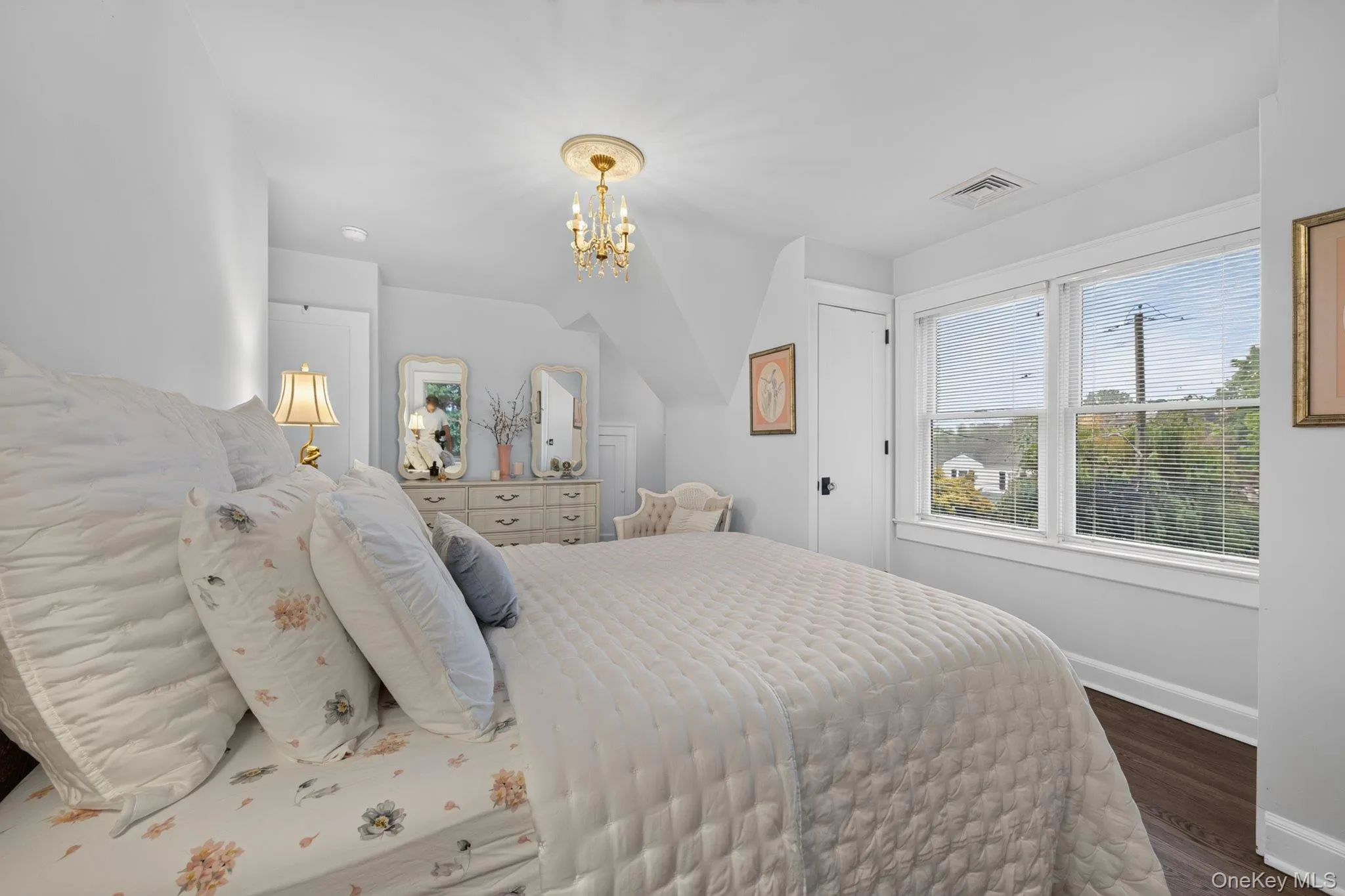 14 Longfellow Street, Greenburgh, NY, 2 Bedrooms Bedrooms, 7 Rooms Rooms,2 BathroomsBathrooms,Residential,For Rent,Longfellow,0,1045927 14 Longfellow Street, Greenburgh, NY, 2 Bedrooms Bedrooms, 7 Rooms Rooms,2 BathroomsBathrooms,Residential,For Rent,Longfellow,0,1045927