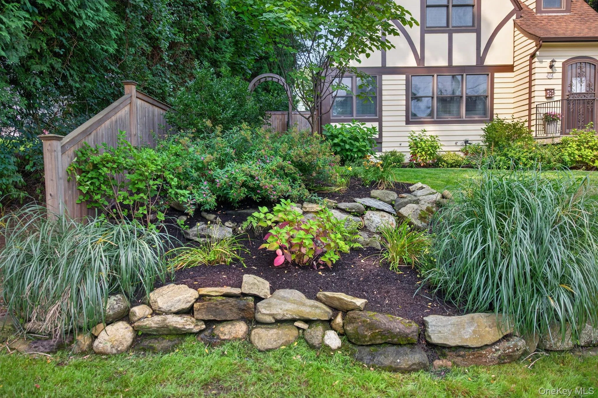 14 Longfellow Street, Greenburgh, NY, 2 Bedrooms Bedrooms, 7 Rooms Rooms,2 BathroomsBathrooms,Residential,For Rent,Longfellow,0,1045927 14 Longfellow Street, Greenburgh, NY, 2 Bedrooms Bedrooms, 7 Rooms Rooms,2 BathroomsBathrooms,Residential,For Rent,Longfellow,0,1045927