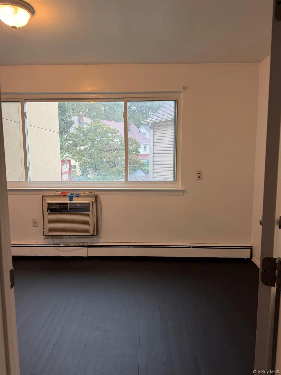 9320 243rd Street, New York, NY, 3 Bedrooms Bedrooms, 4 Rooms Rooms,2 BathroomsBathrooms,Residential Lease,For Rent,243rd,0,1045930 9320 243rd Street, New York, NY, 3 Bedrooms Bedrooms, 4 Rooms Rooms,2 BathroomsBathrooms,Residential Lease,For Rent,243rd,0,1045930