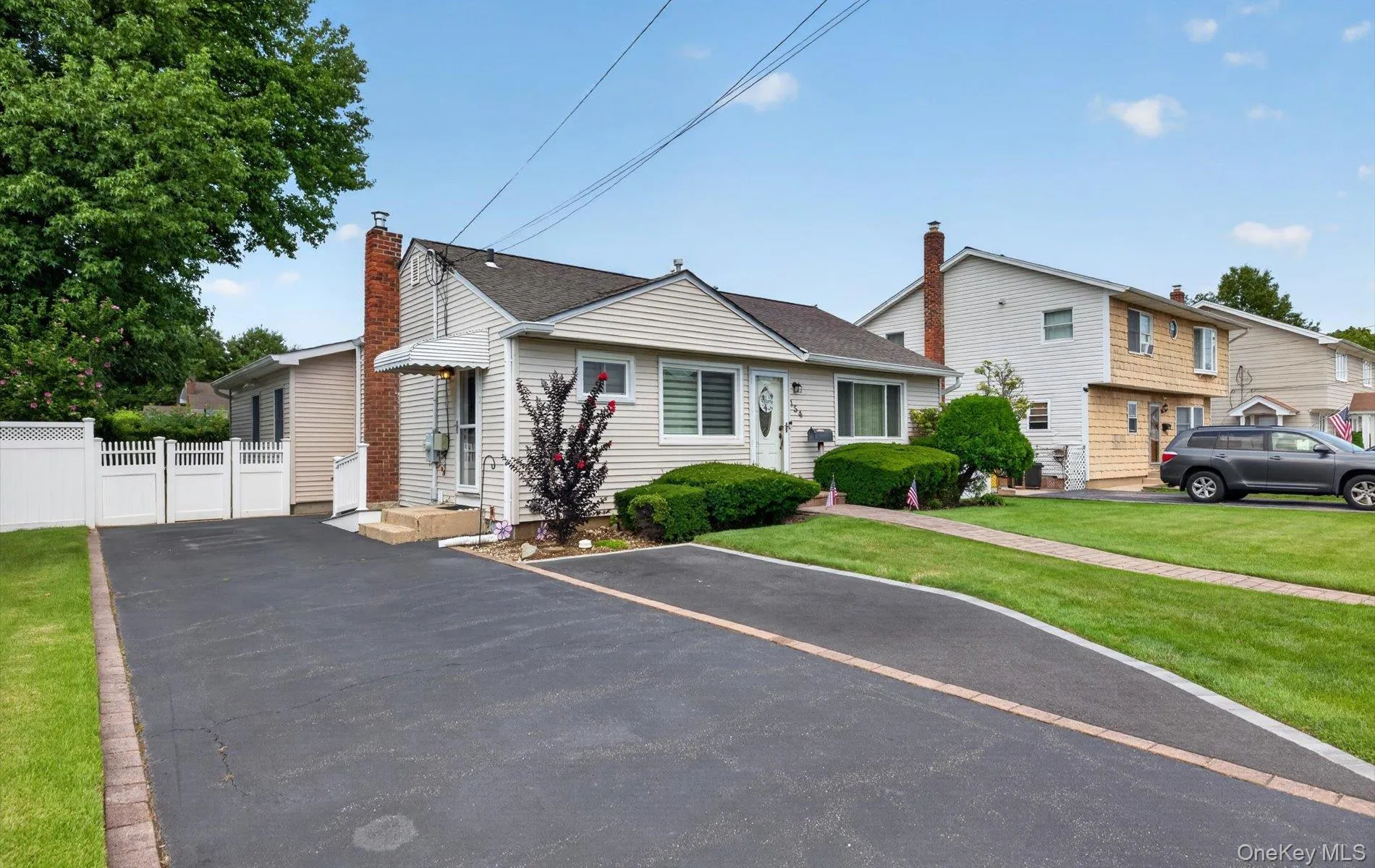 154 Park Lane, Oyster Bay, NY, 3 Bedrooms Bedrooms, 7 Rooms Rooms,2 BathroomsBathrooms,Residential,For Rent,Park,0,1045932 154 Park Lane, Oyster Bay, NY, 3 Bedrooms Bedrooms, 7 Rooms Rooms,2 BathroomsBathrooms,Residential,For Rent,Park,0,1045932