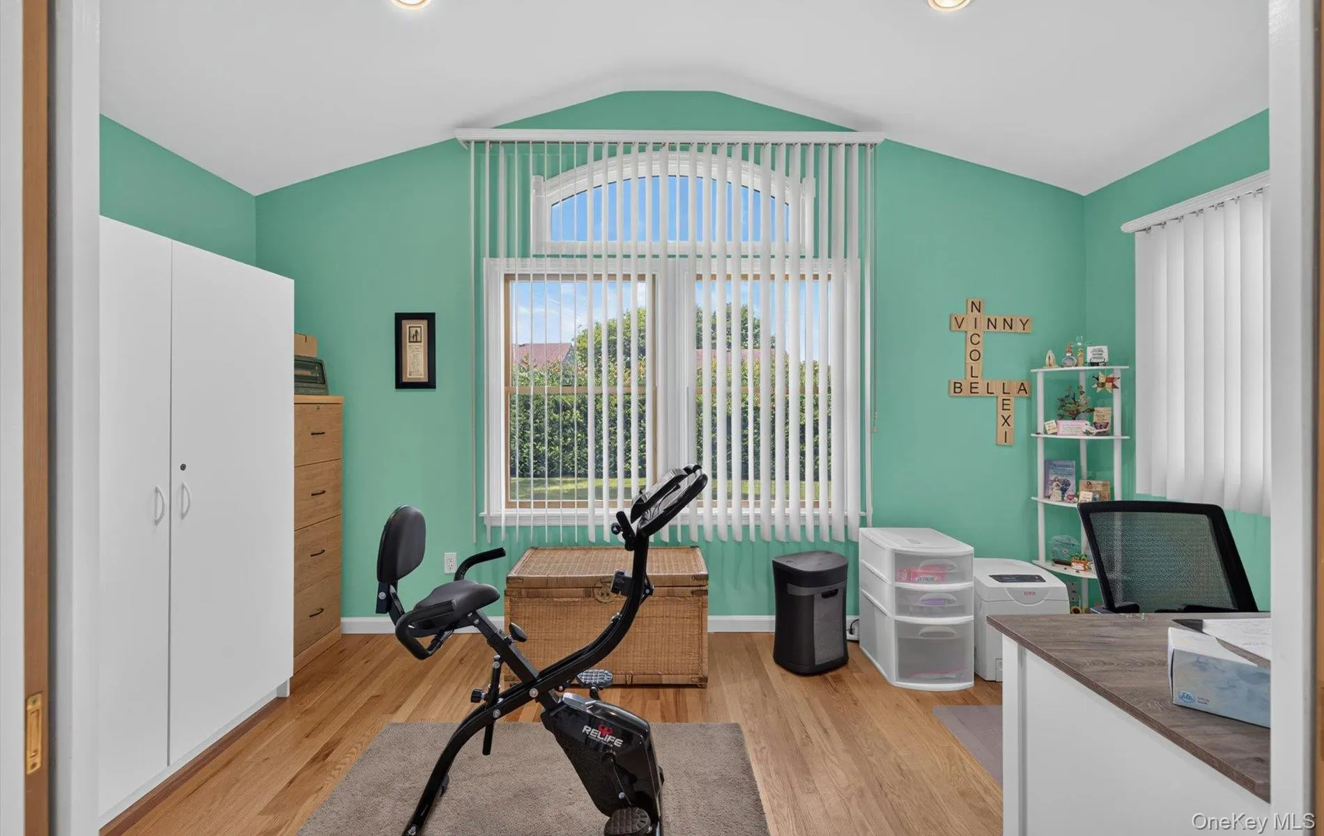 154 Park Lane, Oyster Bay, NY, 3 Bedrooms Bedrooms, 7 Rooms Rooms,2 BathroomsBathrooms,Residential,For Rent,Park,0,1045932 154 Park Lane, Oyster Bay, NY, 3 Bedrooms Bedrooms, 7 Rooms Rooms,2 BathroomsBathrooms,Residential,For Rent,Park,0,1045932