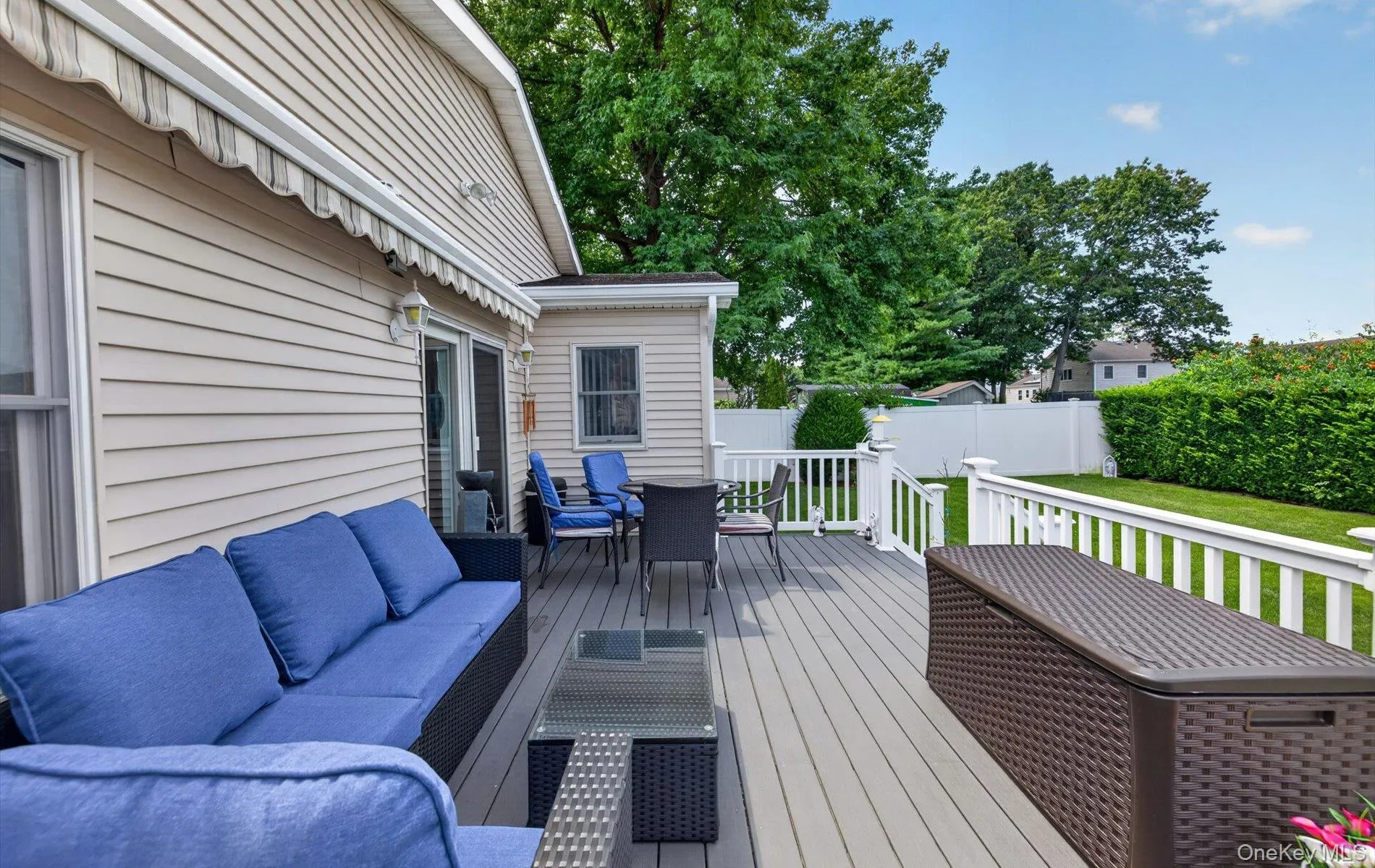 154 Park Lane, Oyster Bay, NY, 3 Bedrooms Bedrooms, 7 Rooms Rooms,2 BathroomsBathrooms,Residential,For Rent,Park,0,1045932 154 Park Lane, Oyster Bay, NY, 3 Bedrooms Bedrooms, 7 Rooms Rooms,2 BathroomsBathrooms,Residential,For Rent,Park,0,1045932