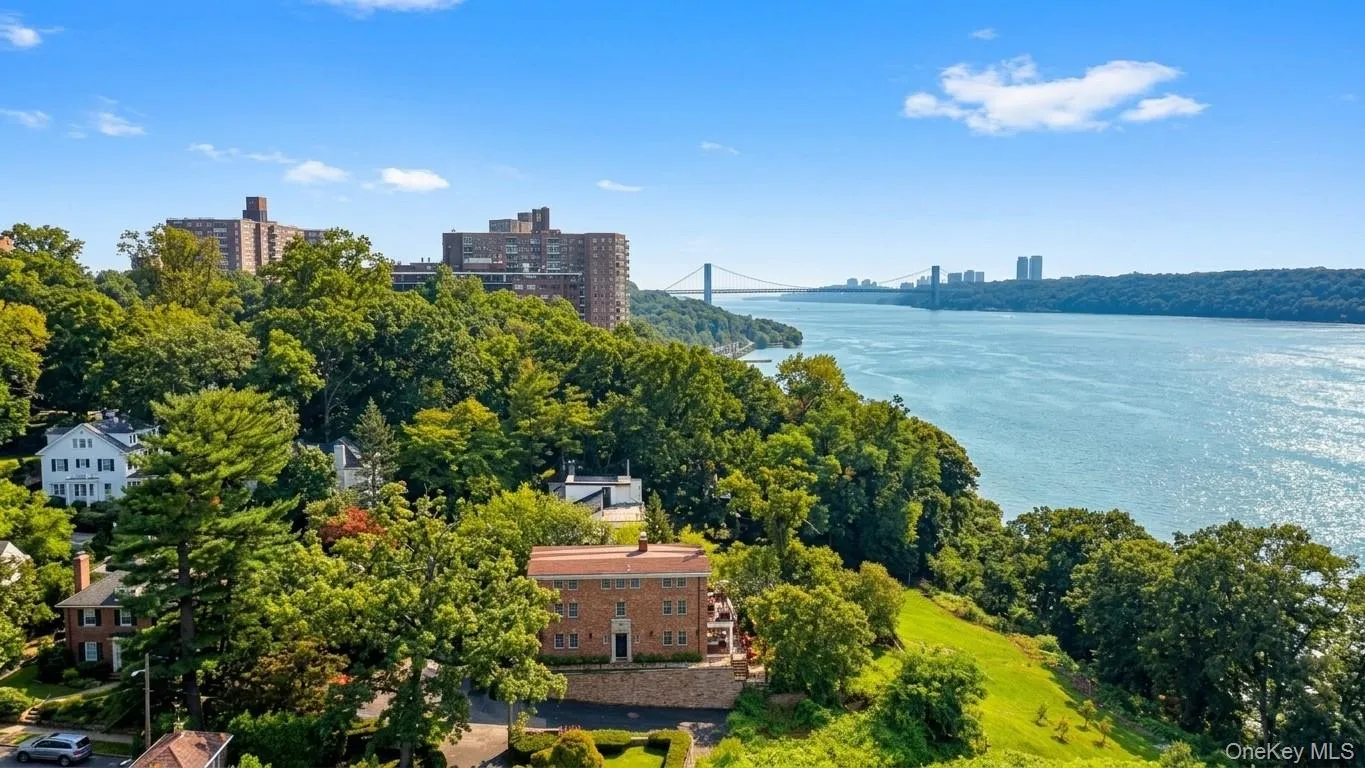 3061 Scenic Place, New York, NY, 5 Bedrooms Bedrooms, 11 Rooms Rooms,3 BathroomsBathrooms,Residential,For Rent,Scenic,0,1045933 3061 Scenic Place, New York, NY, 5 Bedrooms Bedrooms, 11 Rooms Rooms,3 BathroomsBathrooms,Residential,For Rent,Scenic,0,1045933