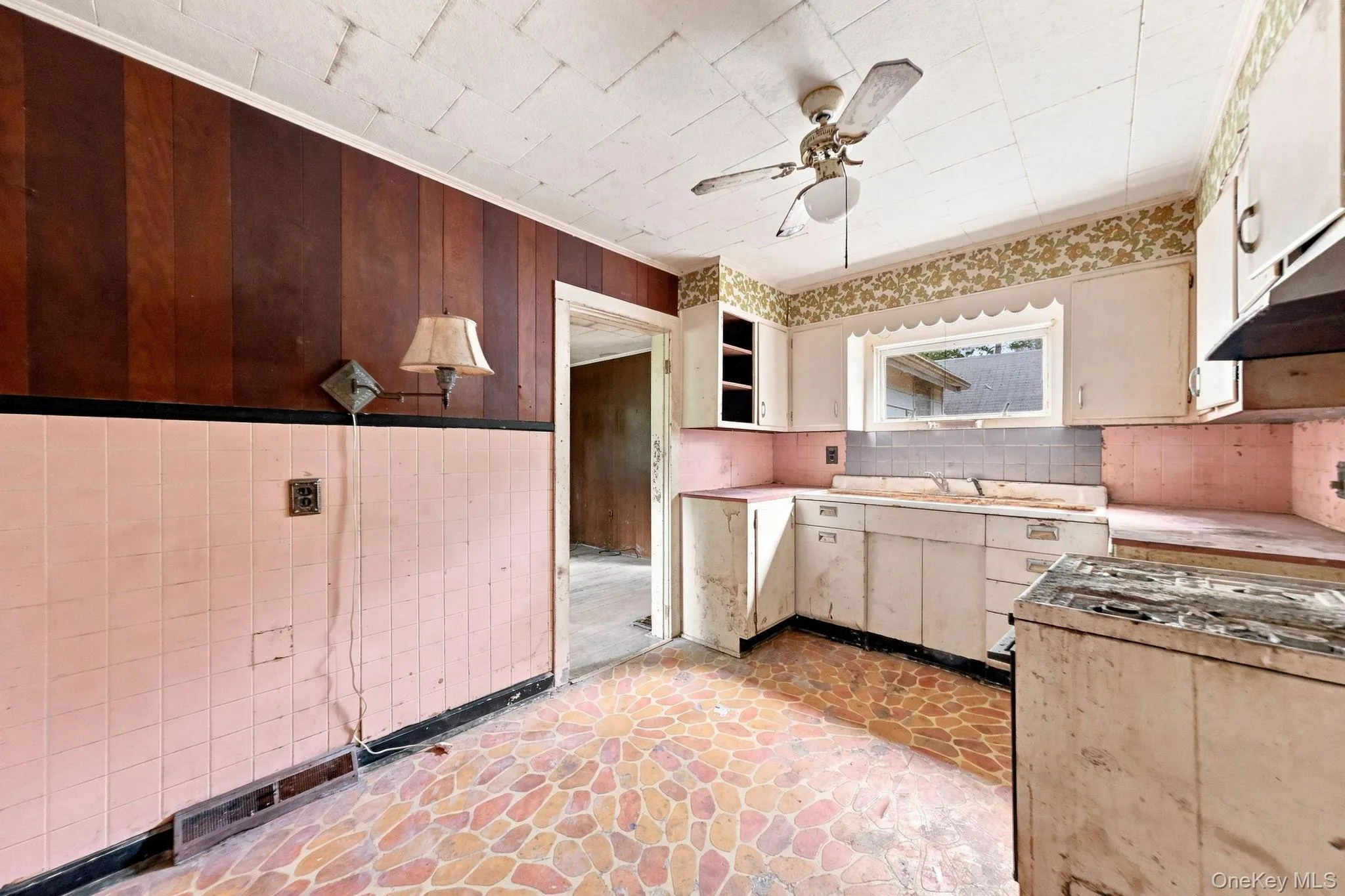 395 Route 17K, Crawford, NY, 3 Bedrooms Bedrooms, 6 Rooms Rooms,1 BathroomBathrooms,Residential,For Rent,Route 17K,0,1045936 395 Route 17K, Crawford, NY, 3 Bedrooms Bedrooms, 6 Rooms Rooms,1 BathroomBathrooms,Residential,For Rent,Route 17K,0,1045936