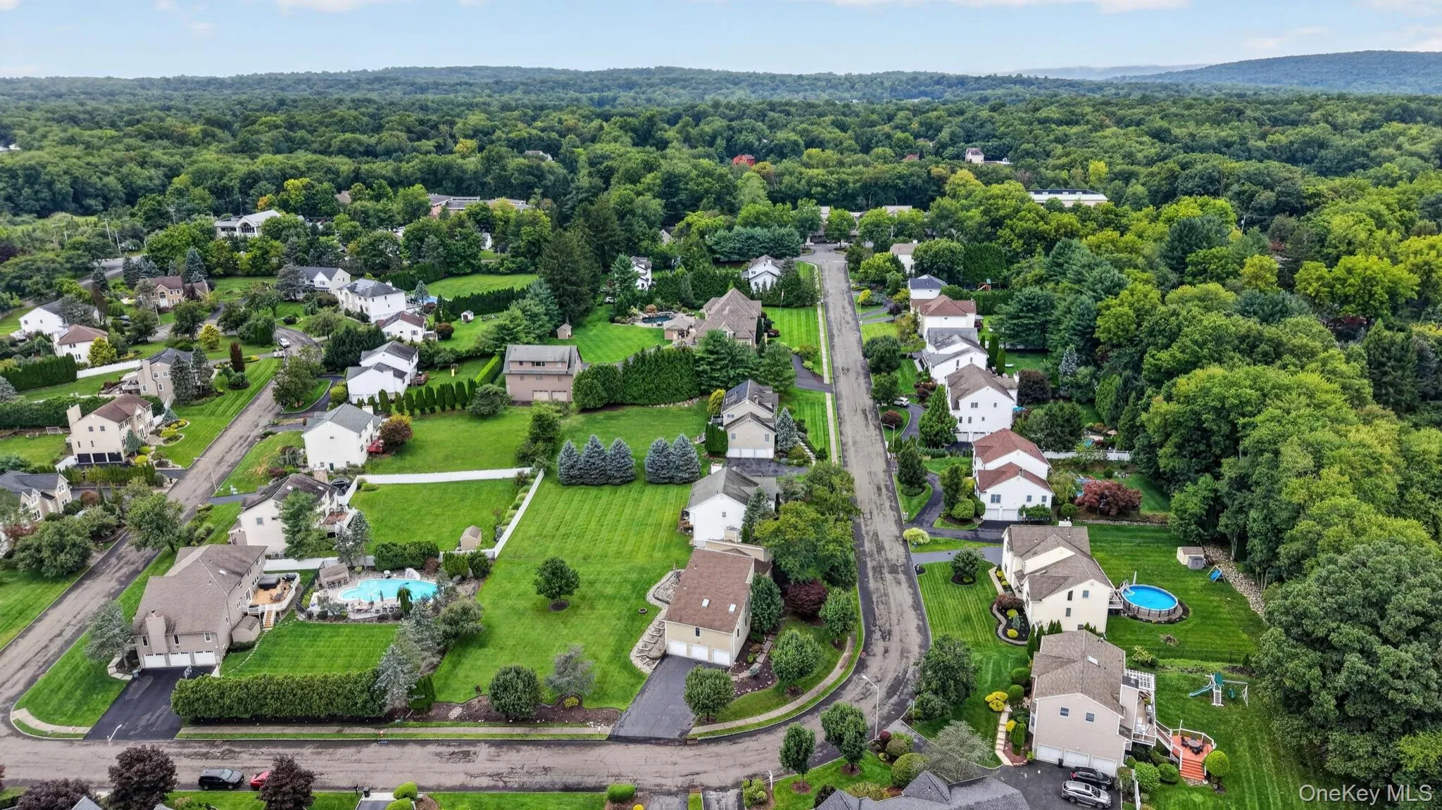 14 Lowell Drive, Clarkstown, NY, 5 Bedrooms Bedrooms, 10 Rooms Rooms,3 BathroomsBathrooms,Residential,For Rent,Lowell,0,1045938 14 Lowell Drive, Clarkstown, NY, 5 Bedrooms Bedrooms, 10 Rooms Rooms,3 BathroomsBathrooms,Residential,For Rent,Lowell,0,1045938