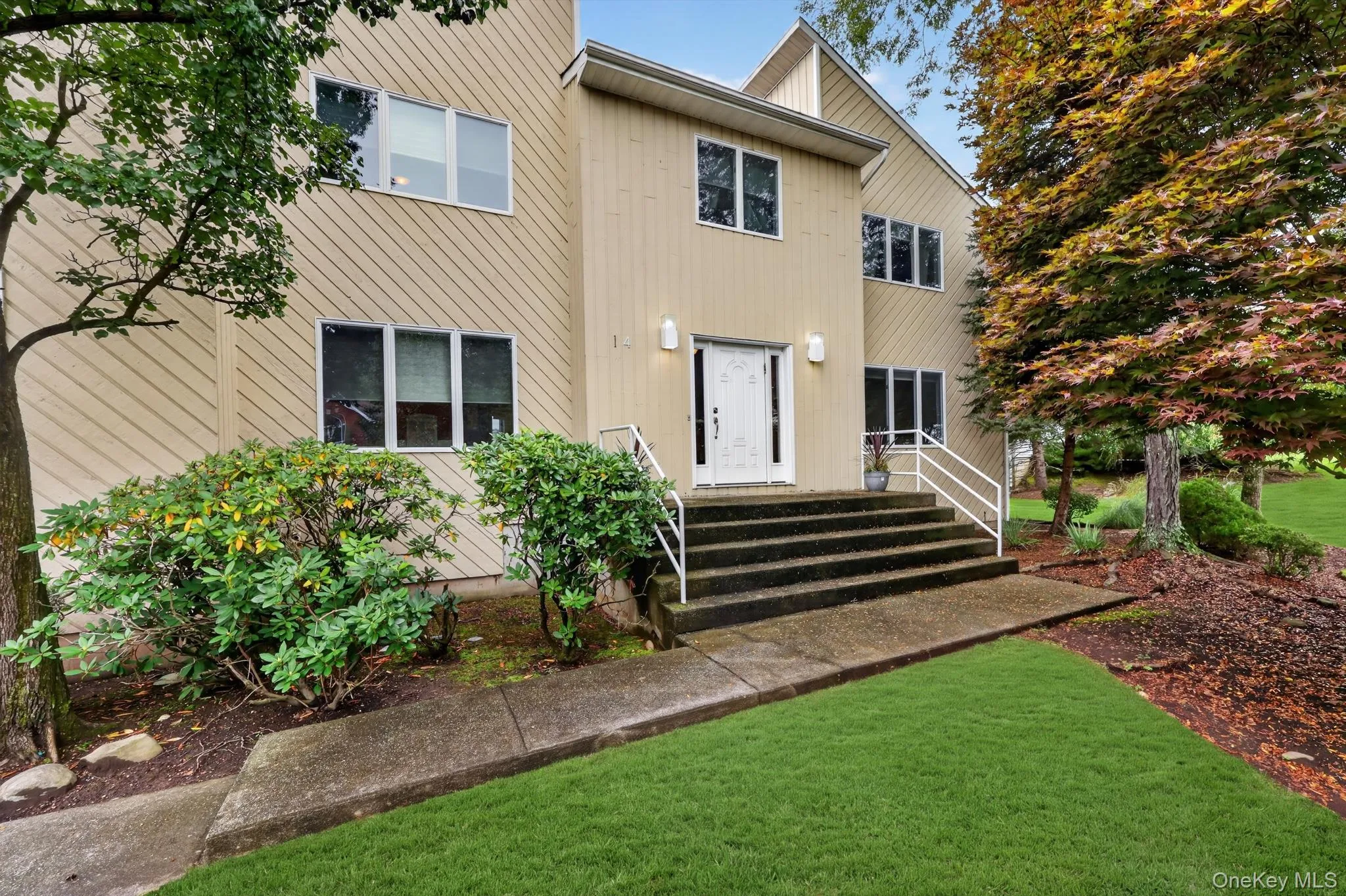 14 Lowell Drive, Clarkstown, NY, 5 Bedrooms Bedrooms, 10 Rooms Rooms,3 BathroomsBathrooms,Residential,For Rent,Lowell,0,1045938 14 Lowell Drive, Clarkstown, NY, 5 Bedrooms Bedrooms, 10 Rooms Rooms,3 BathroomsBathrooms,Residential,For Rent,Lowell,0,1045938