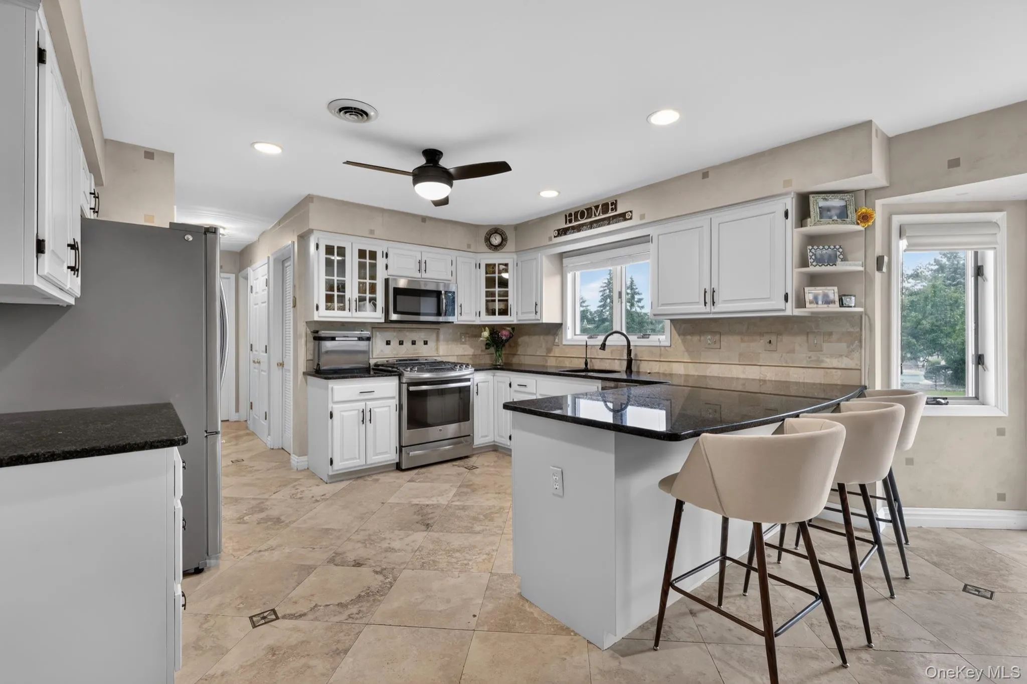 14 Lowell Drive, Clarkstown, NY, 5 Bedrooms Bedrooms, 10 Rooms Rooms,3 BathroomsBathrooms,Residential,For Rent,Lowell,0,1045938 14 Lowell Drive, Clarkstown, NY, 5 Bedrooms Bedrooms, 10 Rooms Rooms,3 BathroomsBathrooms,Residential,For Rent,Lowell,0,1045938