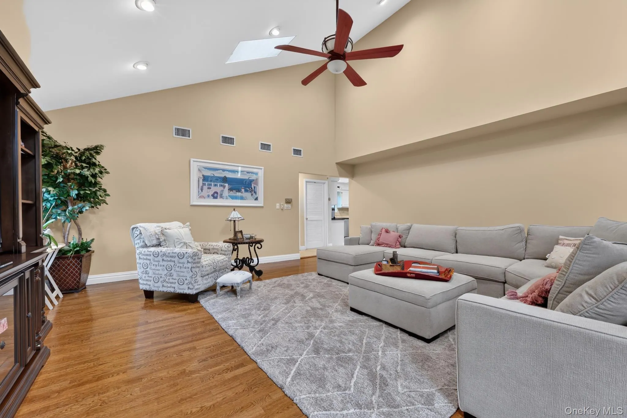 14 Lowell Drive, Clarkstown, NY, 5 Bedrooms Bedrooms, 10 Rooms Rooms,3 BathroomsBathrooms,Residential,For Rent,Lowell,0,1045938 14 Lowell Drive, Clarkstown, NY, 5 Bedrooms Bedrooms, 10 Rooms Rooms,3 BathroomsBathrooms,Residential,For Rent,Lowell,0,1045938