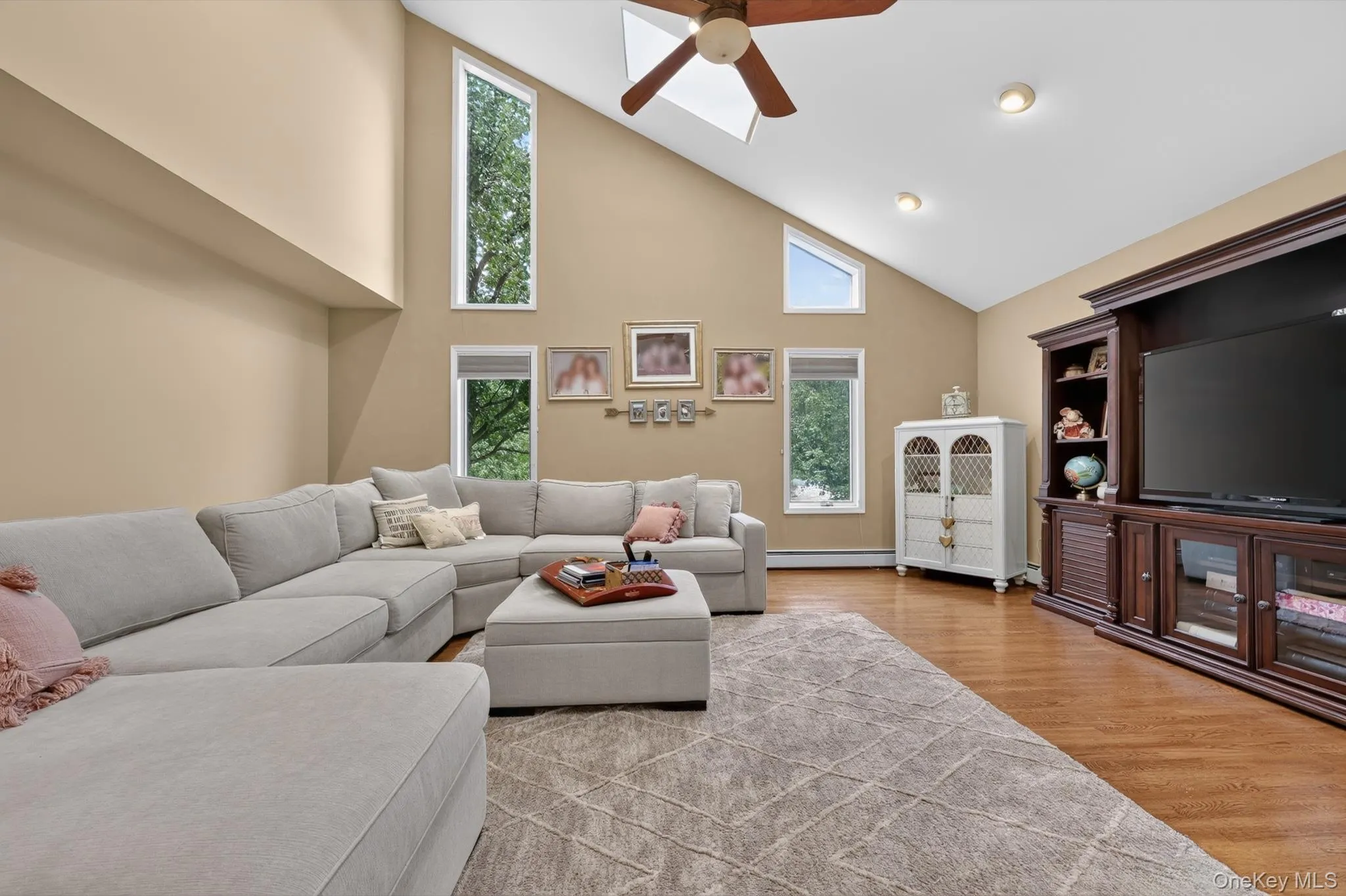 14 Lowell Drive, Clarkstown, NY, 5 Bedrooms Bedrooms, 10 Rooms Rooms,3 BathroomsBathrooms,Residential,For Rent,Lowell,0,1045938 14 Lowell Drive, Clarkstown, NY, 5 Bedrooms Bedrooms, 10 Rooms Rooms,3 BathroomsBathrooms,Residential,For Rent,Lowell,0,1045938