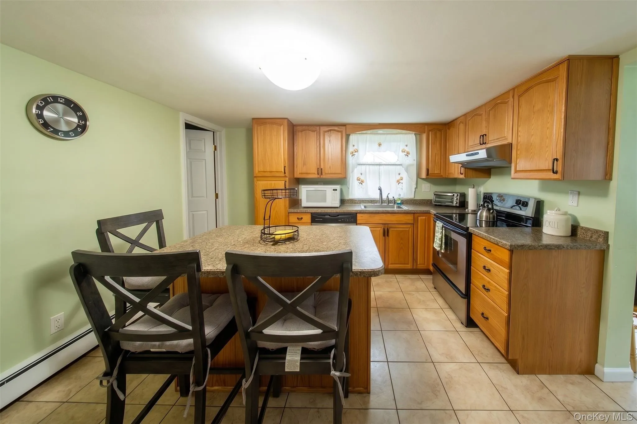 120 Aspen Road, Smithtown, NY, 4 Bedrooms Bedrooms, 7 Rooms Rooms,2 BathroomsBathrooms,Residential,For Rent,Aspen,0,1045941 120 Aspen Road, Smithtown, NY, 4 Bedrooms Bedrooms, 7 Rooms Rooms,2 BathroomsBathrooms,Residential,For Rent,Aspen,0,1045941