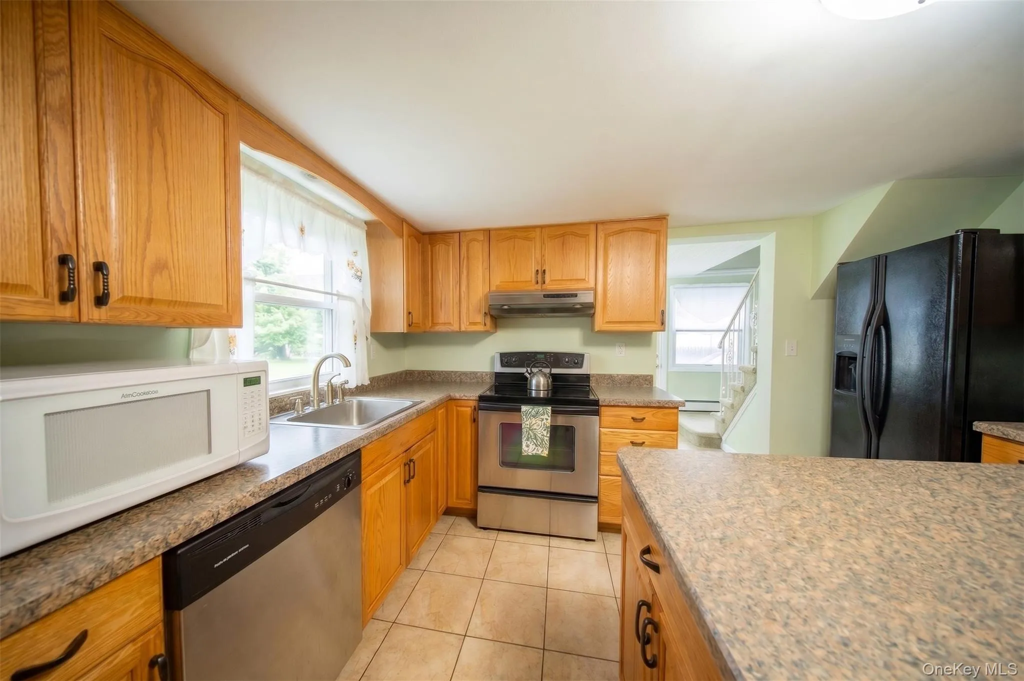 120 Aspen Road, Smithtown, NY, 4 Bedrooms Bedrooms, 7 Rooms Rooms,2 BathroomsBathrooms,Residential,For Rent,Aspen,0,1045941 120 Aspen Road, Smithtown, NY, 4 Bedrooms Bedrooms, 7 Rooms Rooms,2 BathroomsBathrooms,Residential,For Rent,Aspen,0,1045941
