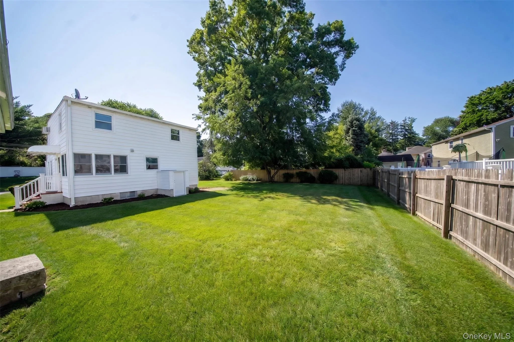 120 Aspen Road, Smithtown, NY, 4 Bedrooms Bedrooms, 7 Rooms Rooms,2 BathroomsBathrooms,Residential,For Rent,Aspen,0,1045941 120 Aspen Road, Smithtown, NY, 4 Bedrooms Bedrooms, 7 Rooms Rooms,2 BathroomsBathrooms,Residential,For Rent,Aspen,0,1045941