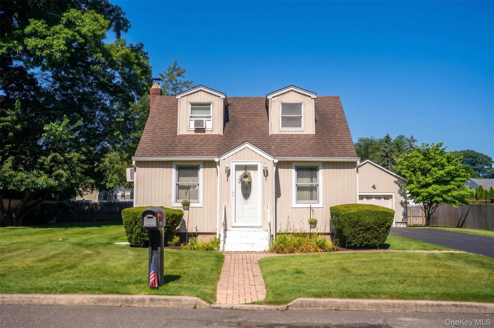 120 Aspen Road, Smithtown, NY, 4 Bedrooms Bedrooms, 7 Rooms Rooms,2 BathroomsBathrooms,Residential,For Rent,Aspen,0,1045941 120 Aspen Road, Smithtown, NY, 4 Bedrooms Bedrooms, 7 Rooms Rooms,2 BathroomsBathrooms,Residential,For Rent,Aspen,0,1045941