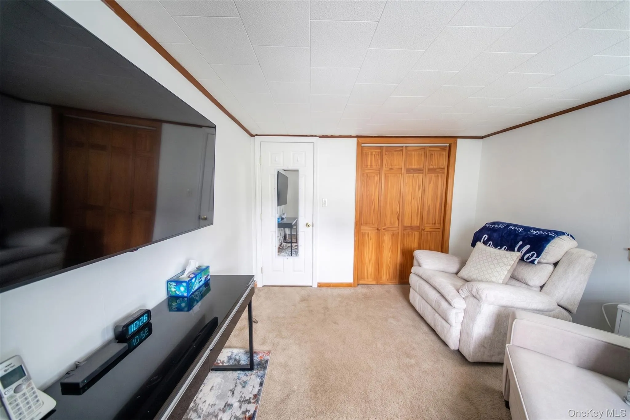 120 Aspen Road, Smithtown, NY, 4 Bedrooms Bedrooms, 7 Rooms Rooms,2 BathroomsBathrooms,Residential,For Rent,Aspen,0,1045941 120 Aspen Road, Smithtown, NY, 4 Bedrooms Bedrooms, 7 Rooms Rooms,2 BathroomsBathrooms,Residential,For Rent,Aspen,0,1045941