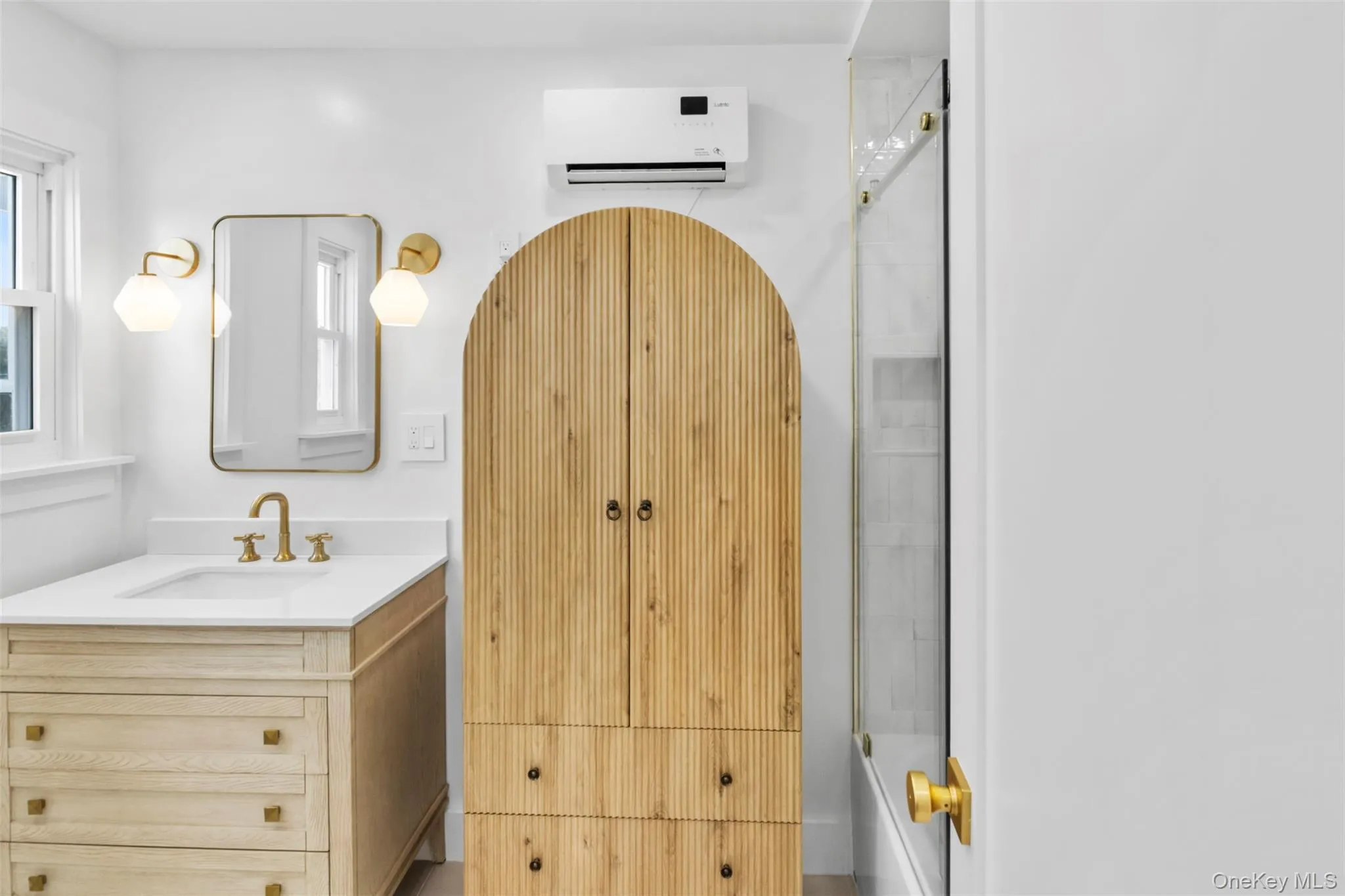 265 Pine Street, Long Beach, NY, 3 Bedrooms Bedrooms, 6 Rooms Rooms,2 BathroomsBathrooms,Residential Lease,For Rent,Pine,0,1045944 265 Pine Street, Long Beach, NY, 3 Bedrooms Bedrooms, 6 Rooms Rooms,2 BathroomsBathrooms,Residential Lease,For Rent,Pine,0,1045944