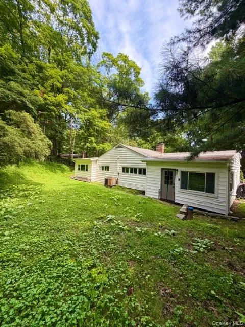 5093 Route 9W, Newburgh (city), NY, 4 Bedrooms Bedrooms, 6 Rooms Rooms,2 BathroomsBathrooms,Residential,For Rent,Route 9W,0,1045946 5093 Route 9W, Newburgh (city), NY, 4 Bedrooms Bedrooms, 6 Rooms Rooms,2 BathroomsBathrooms,Residential,For Rent,Route 9W,0,1045946
