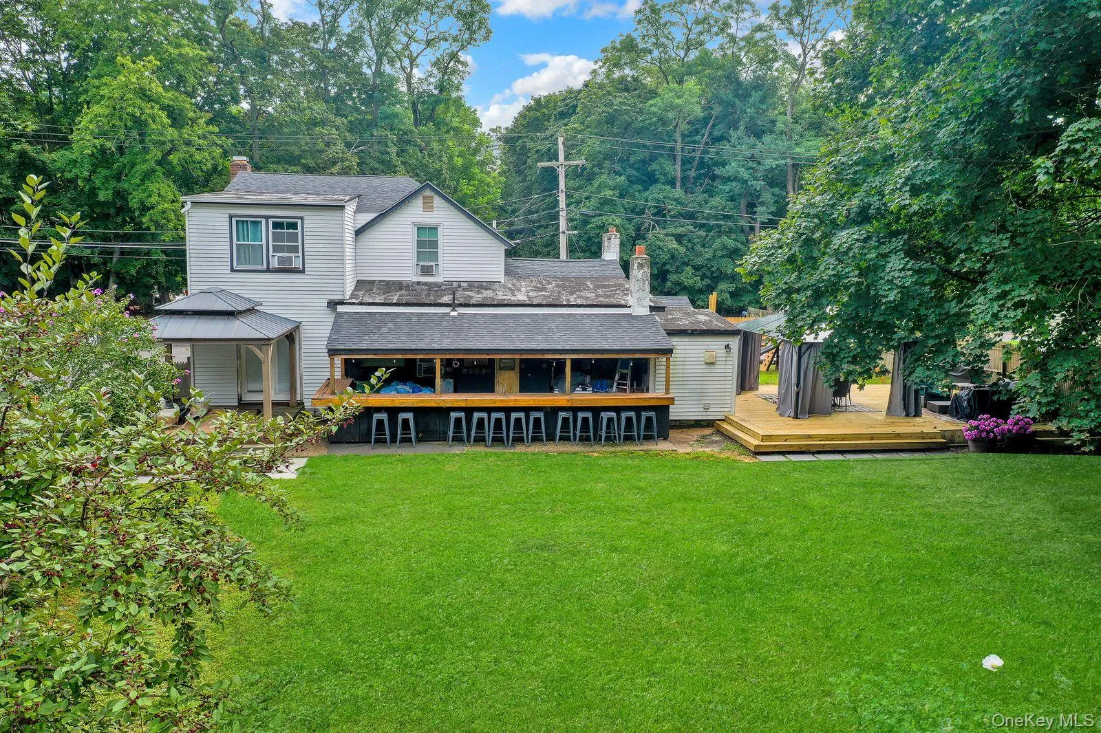 7 Mooney Pond Road, Brookhaven, NY, 4 Bedrooms Bedrooms, 11 Rooms Rooms,2 BathroomsBathrooms,Residential,For Rent,Mooney Pond,0,1045948 7 Mooney Pond Road, Brookhaven, NY, 4 Bedrooms Bedrooms, 11 Rooms Rooms,2 BathroomsBathrooms,Residential,For Rent,Mooney Pond,0,1045948