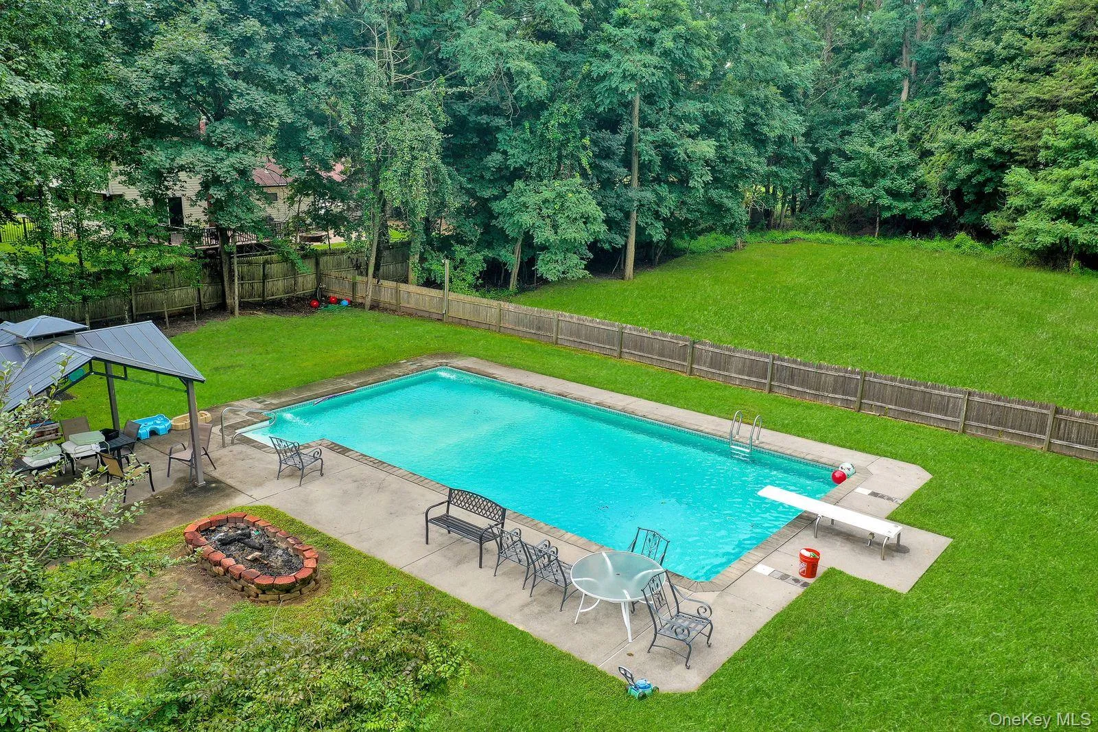 7 Mooney Pond Road, Brookhaven, NY, 4 Bedrooms Bedrooms, 11 Rooms Rooms,2 BathroomsBathrooms,Residential,For Rent,Mooney Pond,0,1045948 7 Mooney Pond Road, Brookhaven, NY, 4 Bedrooms Bedrooms, 11 Rooms Rooms,2 BathroomsBathrooms,Residential,For Rent,Mooney Pond,0,1045948