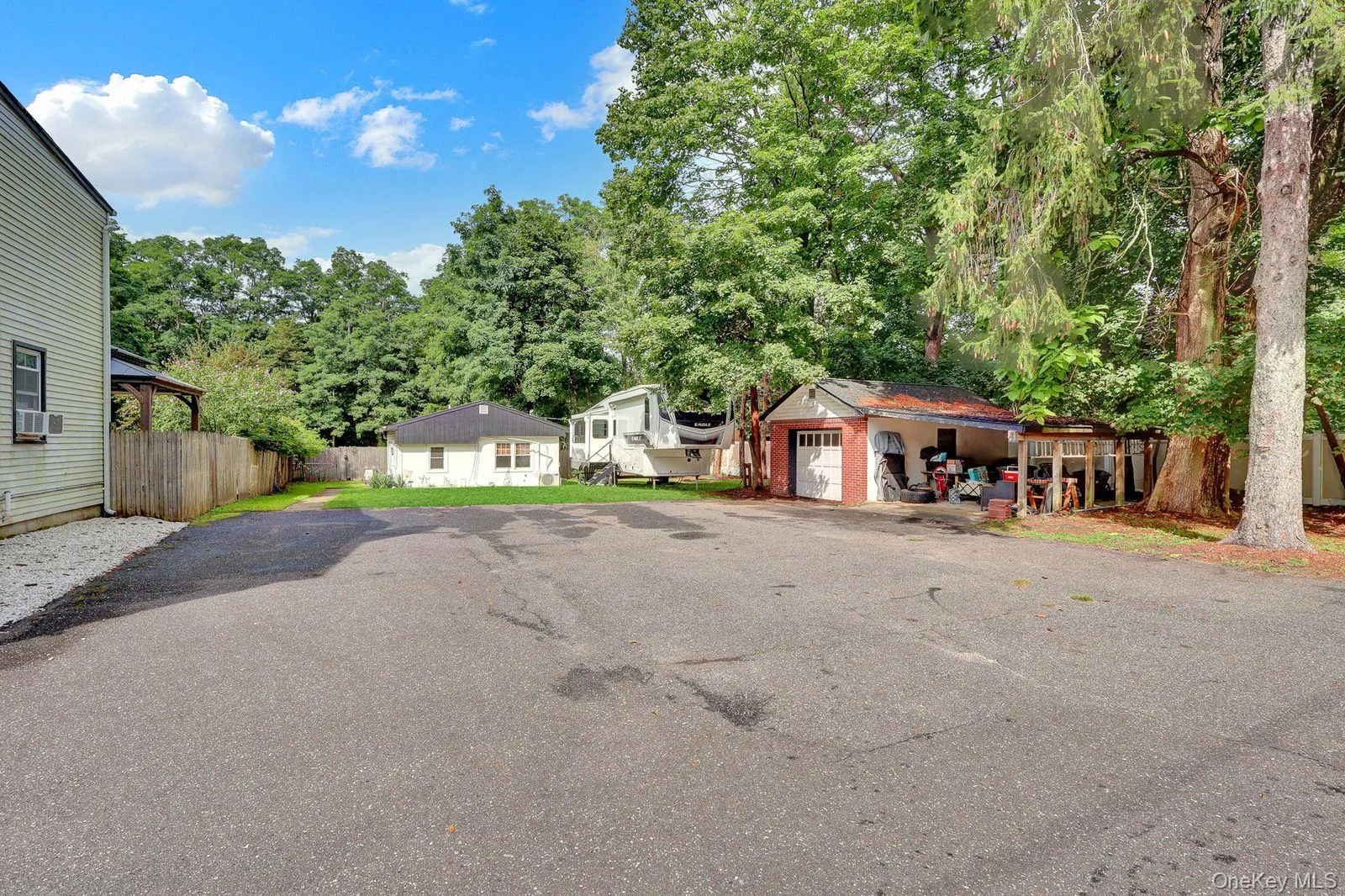 7 Mooney Pond Road, Brookhaven, NY, 4 Bedrooms Bedrooms, 11 Rooms Rooms,2 BathroomsBathrooms,Residential,For Rent,Mooney Pond,0,1045948 7 Mooney Pond Road, Brookhaven, NY, 4 Bedrooms Bedrooms, 11 Rooms Rooms,2 BathroomsBathrooms,Residential,For Rent,Mooney Pond,0,1045948