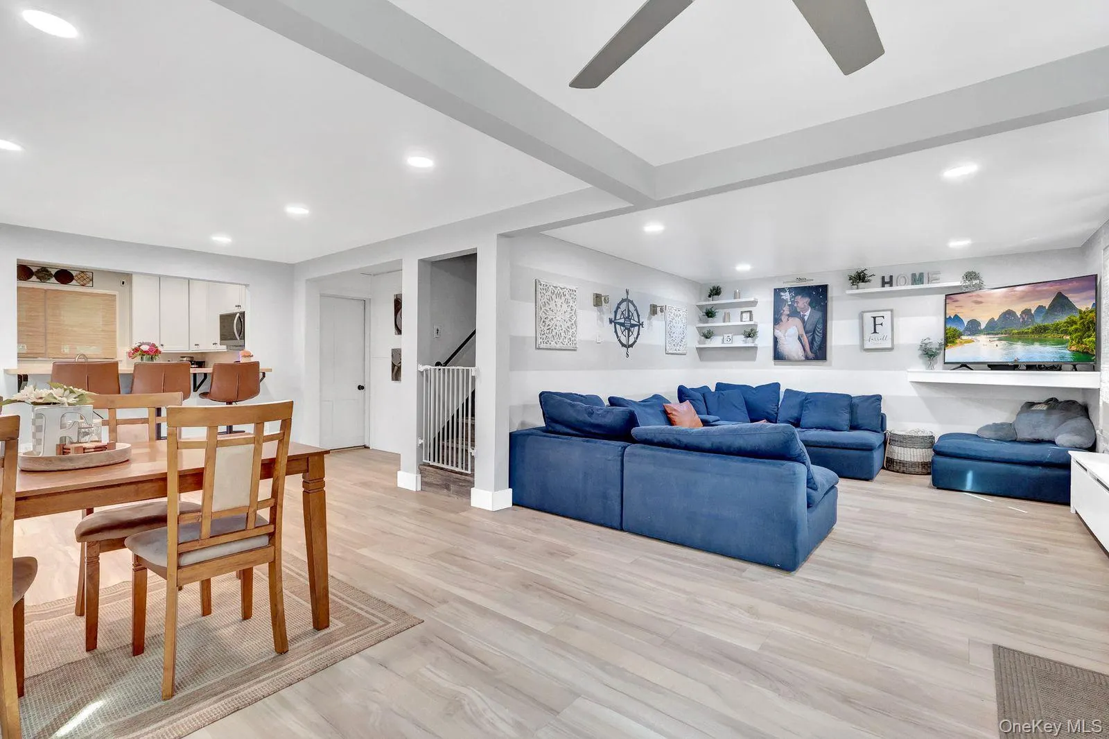 7 Mooney Pond Road, Brookhaven, NY, 4 Bedrooms Bedrooms, 11 Rooms Rooms,2 BathroomsBathrooms,Residential,For Rent,Mooney Pond,0,1045948 7 Mooney Pond Road, Brookhaven, NY, 4 Bedrooms Bedrooms, 11 Rooms Rooms,2 BathroomsBathrooms,Residential,For Rent,Mooney Pond,0,1045948