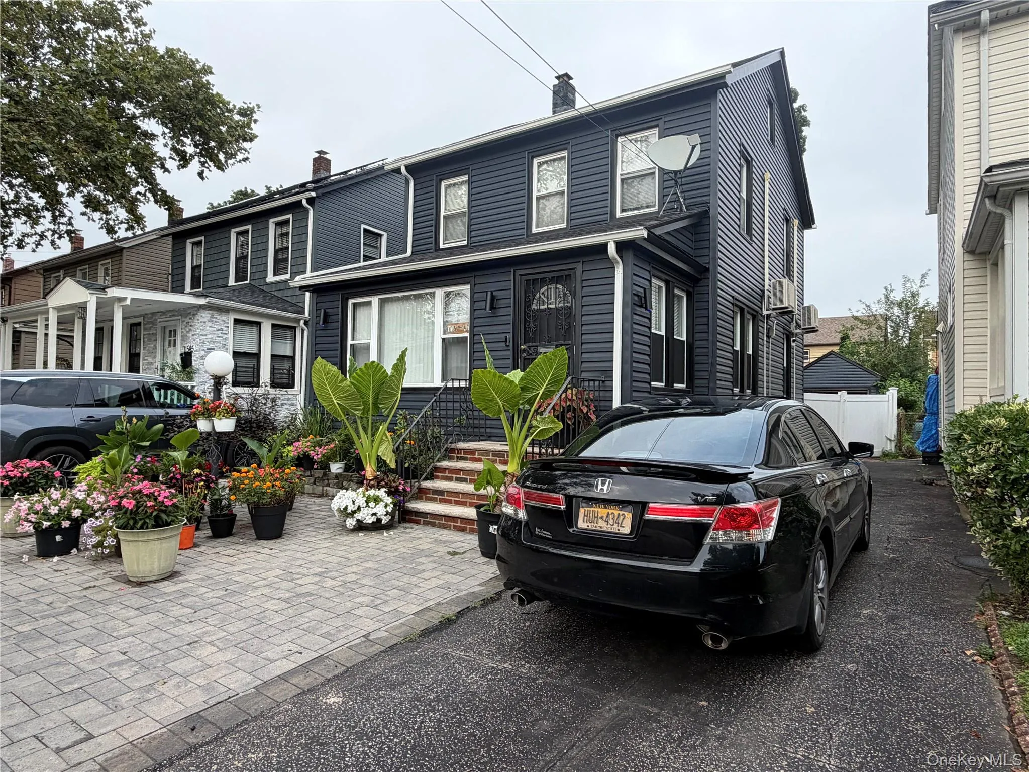 115-47 200th Street, New York, NY, 3 Bedrooms Bedrooms, 8 Rooms Rooms,1 BathroomBathrooms,Residential,For Rent,200th,0,1045952 115-47 200th Street, New York, NY, 3 Bedrooms Bedrooms, 8 Rooms Rooms,1 BathroomBathrooms,Residential,For Rent,200th,0,1045952