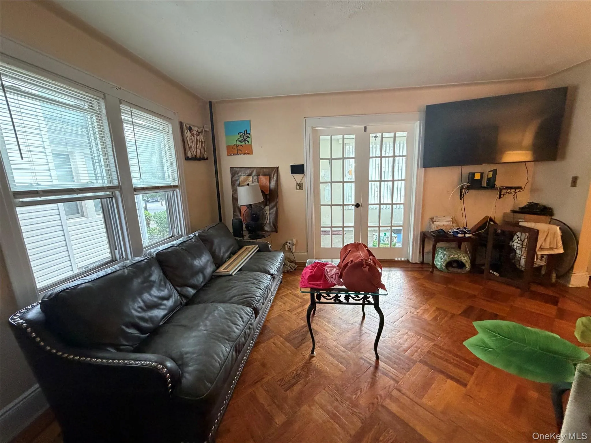 115-47 200th Street, New York, NY, 3 Bedrooms Bedrooms, 8 Rooms Rooms,1 BathroomBathrooms,Residential,For Rent,200th,0,1045952 115-47 200th Street, New York, NY, 3 Bedrooms Bedrooms, 8 Rooms Rooms,1 BathroomBathrooms,Residential,For Rent,200th,0,1045952