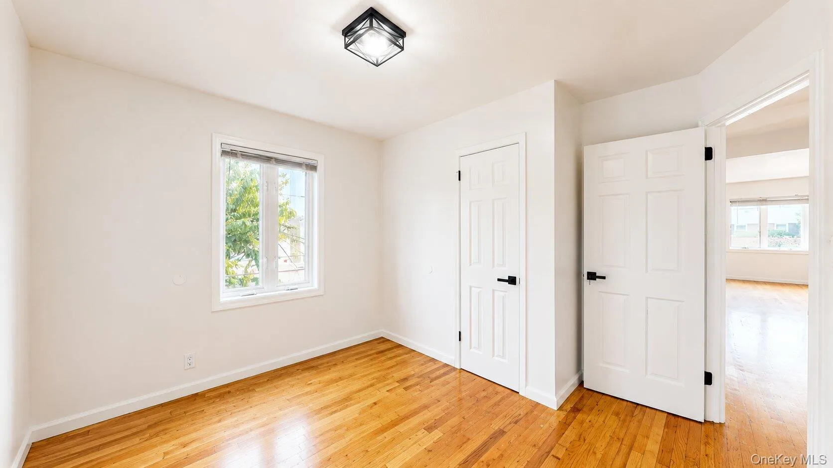 7125 Veterans Avenue, New York, NY, 3 Bedrooms Bedrooms, 7 Rooms Rooms,1 BathroomBathrooms,Residential Lease,For Rent,Veterans,0,1045954 7125 Veterans Avenue, New York, NY, 3 Bedrooms Bedrooms, 7 Rooms Rooms,1 BathroomBathrooms,Residential Lease,For Rent,Veterans,0,1045954