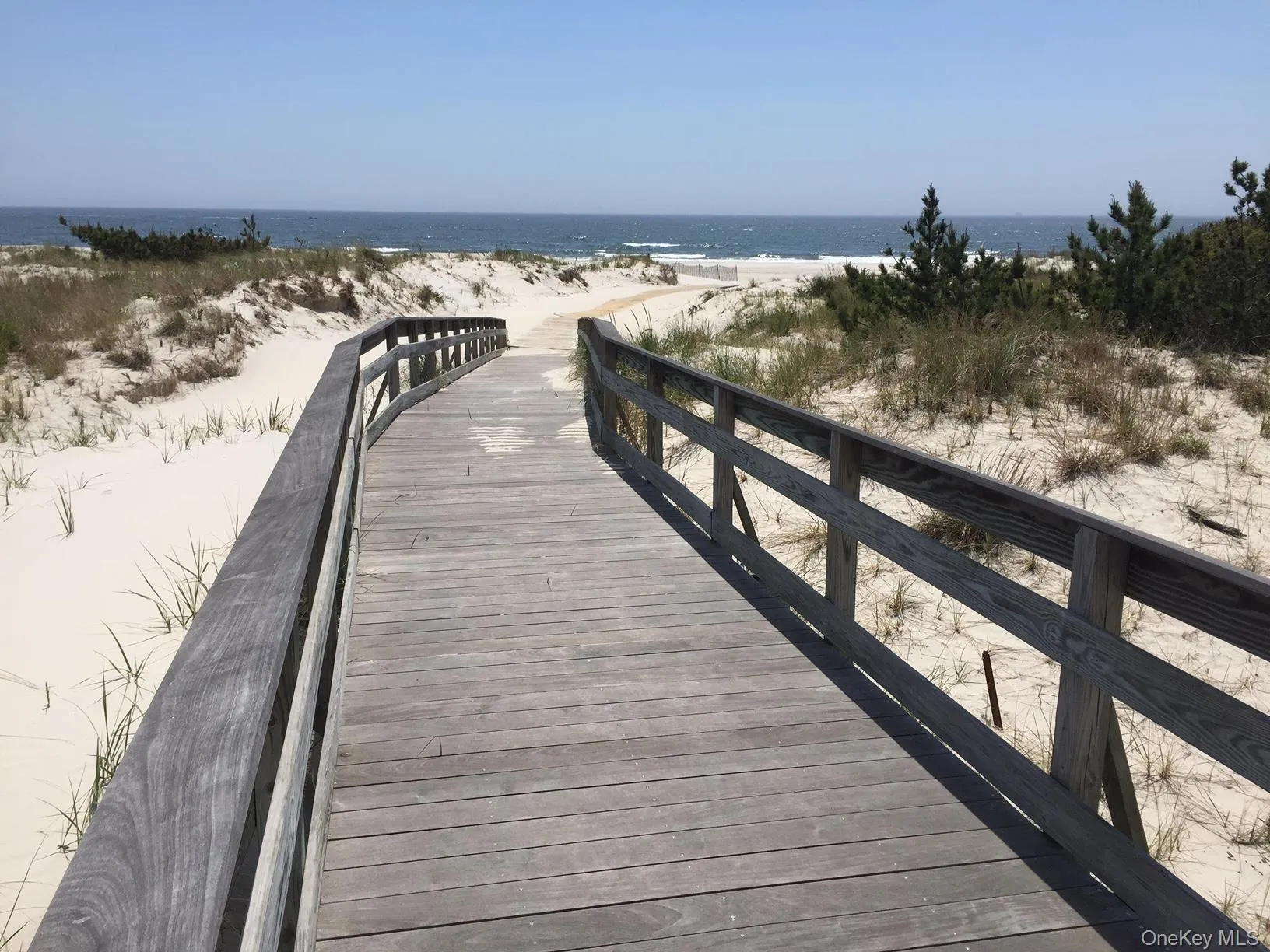 Entrance to Beach Entrance to Beach