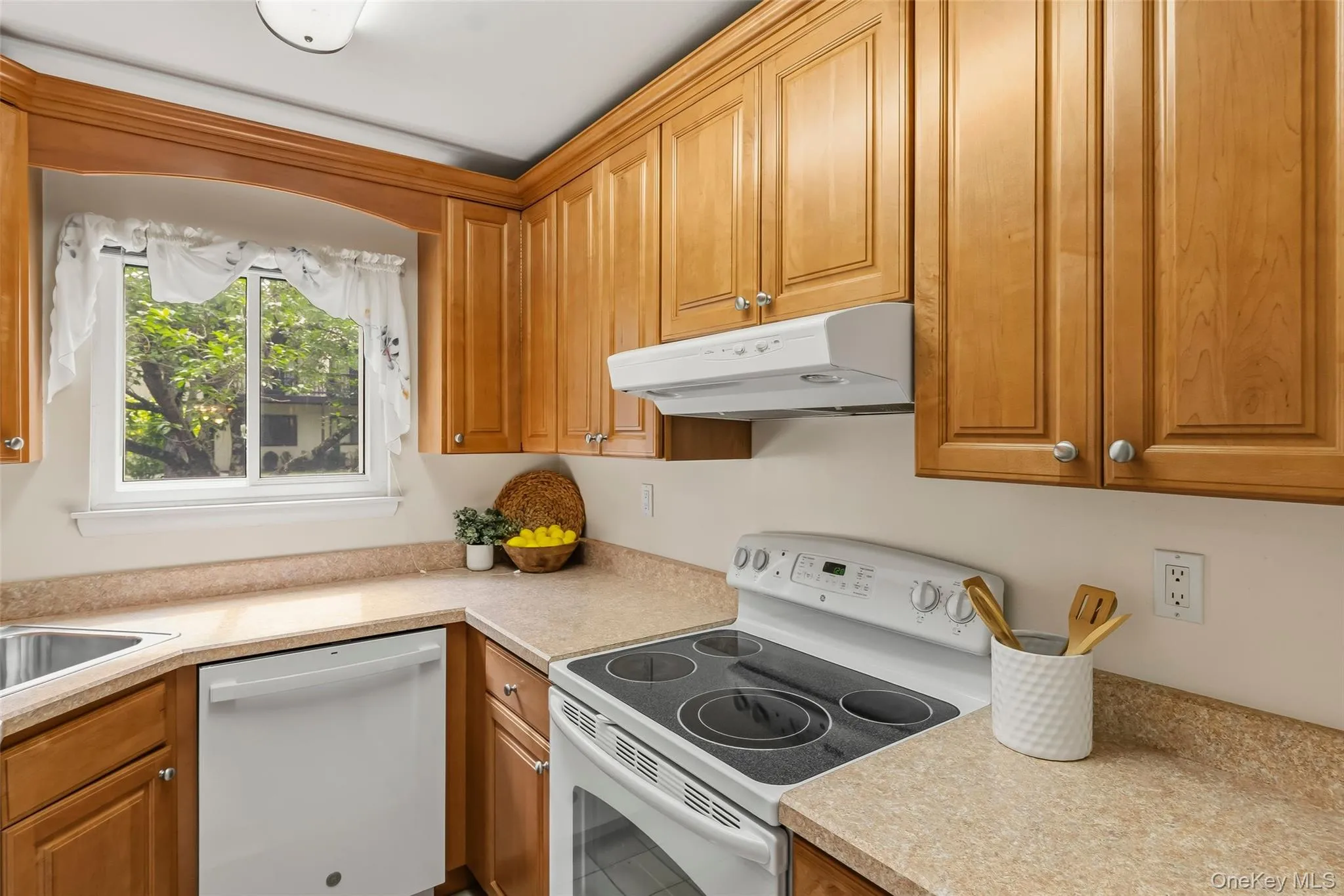 153 Flintlock Way, Yorktown, NY, 1 Bedroom Bedrooms, 4 Rooms Rooms,1 BathroomBathrooms,Residential,For Rent,Flintlock,0,1045959 153 Flintlock Way, Yorktown, NY, 1 Bedroom Bedrooms, 4 Rooms Rooms,1 BathroomBathrooms,Residential,For Rent,Flintlock,0,1045959